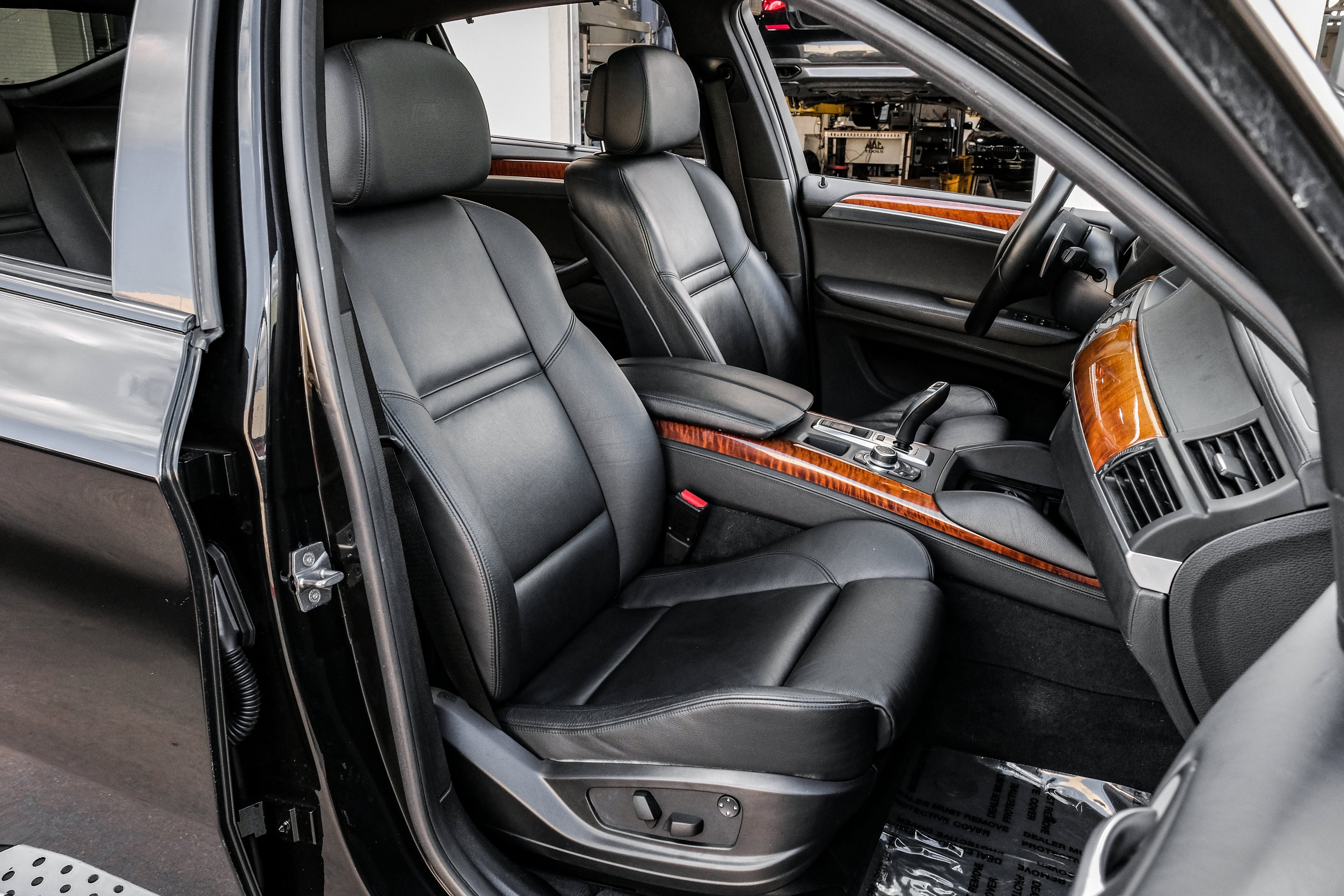 2010 BMW X6 M Base