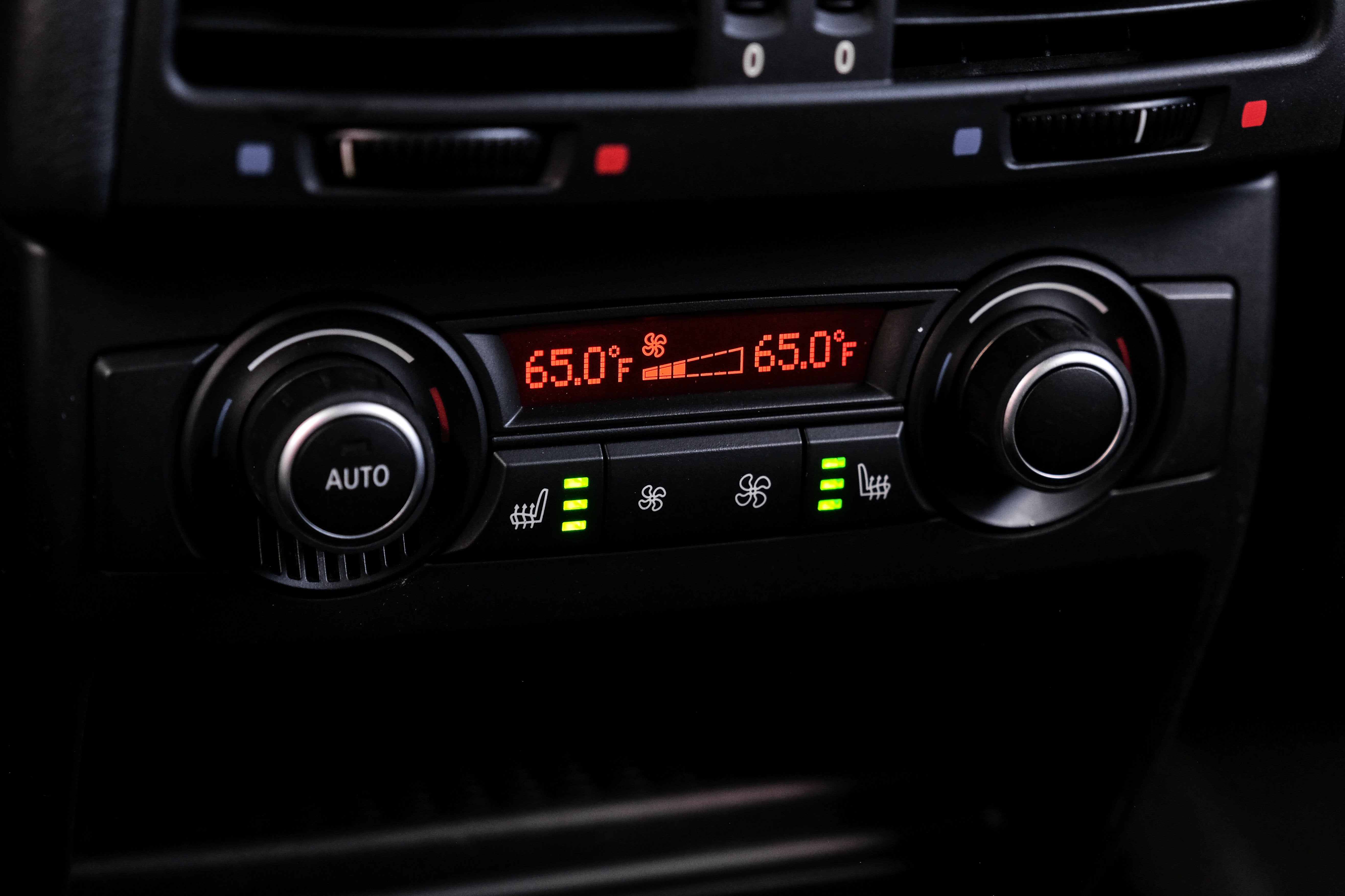 2010 BMW X6 M Base