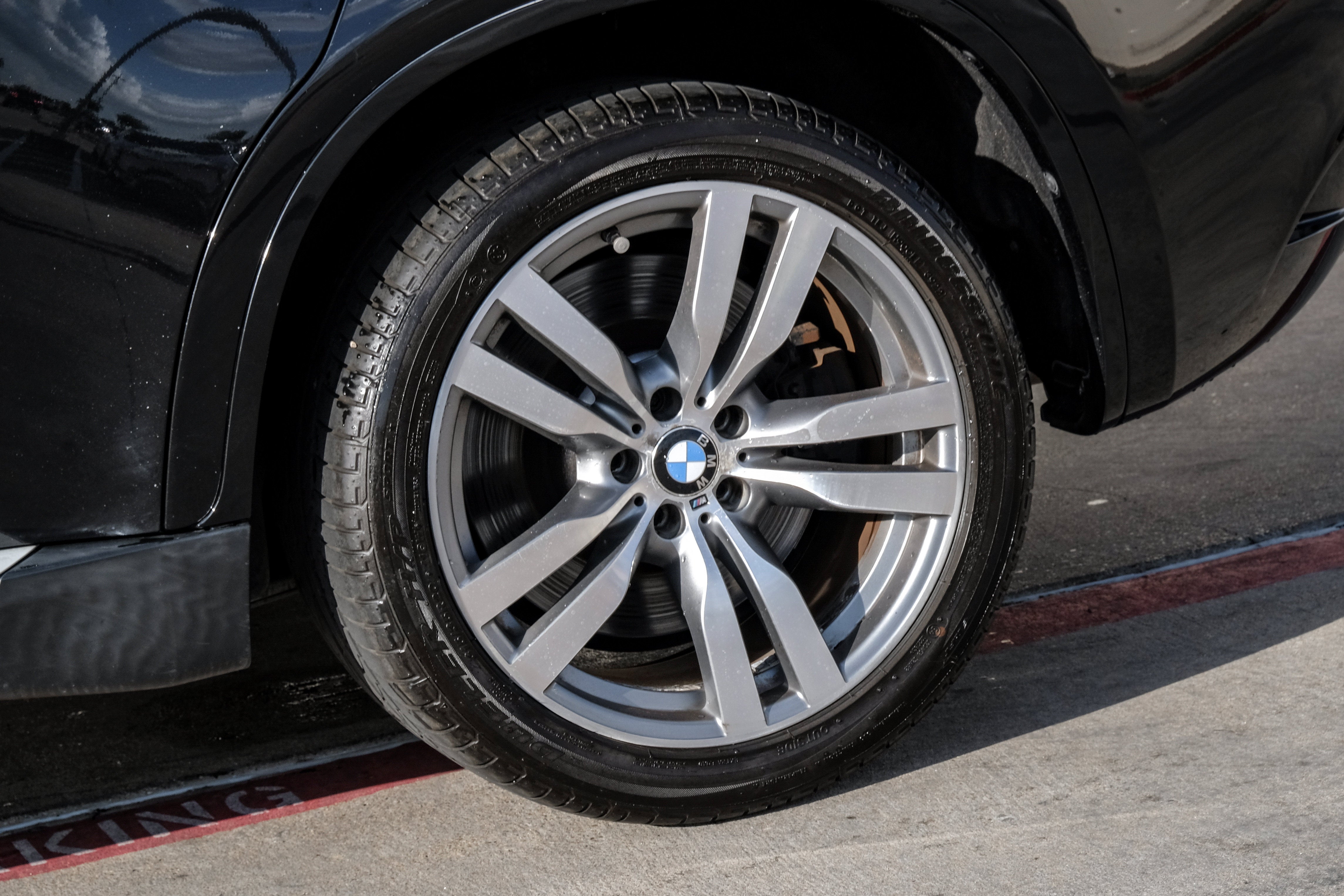2010 BMW X6 M Base