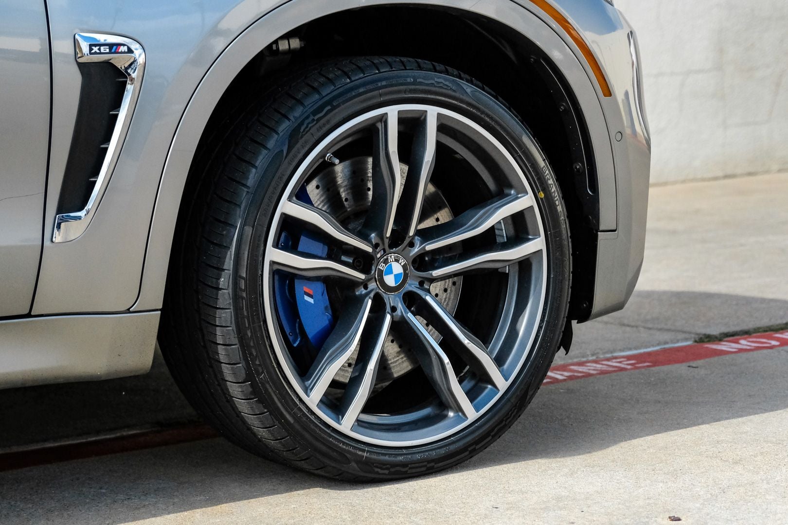 2017 BMW X6 M Base