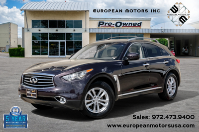 2015 INFINITI QX70 Base