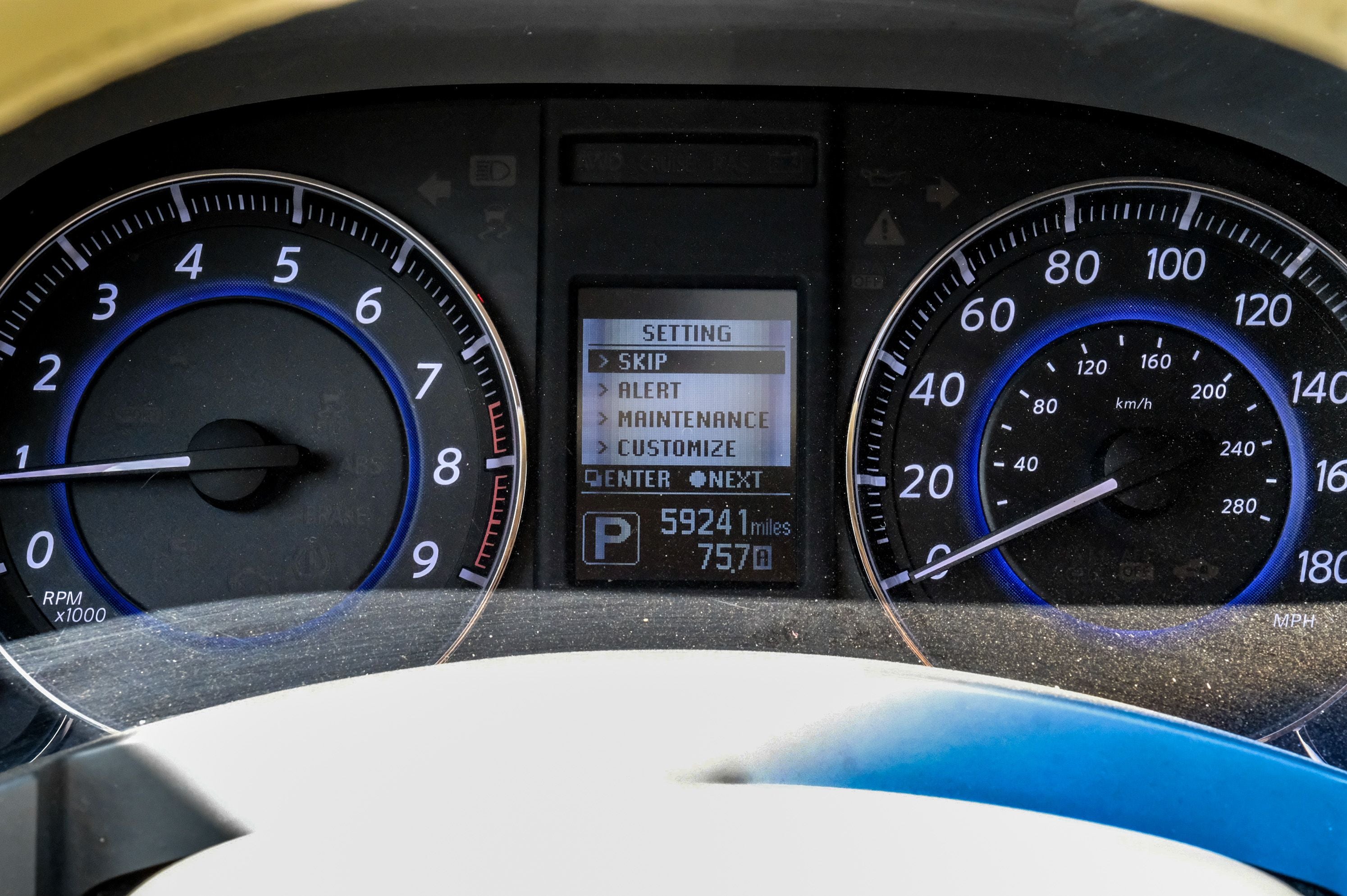 2015 INFINITI QX70 Base