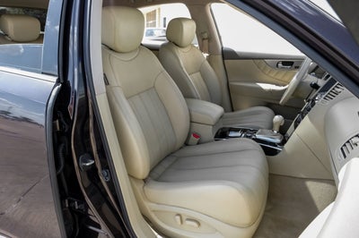 2015 INFINITI QX70 Base