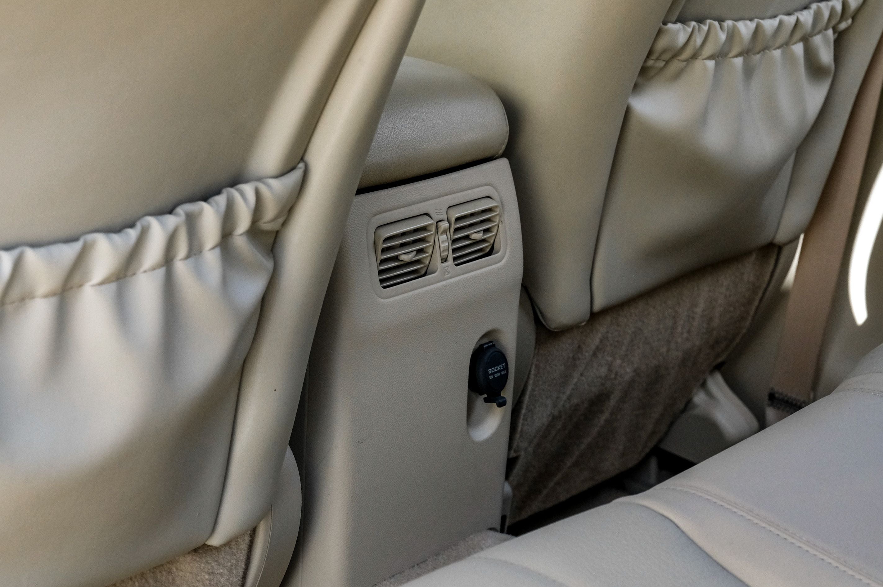 2015 INFINITI QX70 Base