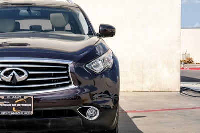 2015 INFINITI QX70 Base