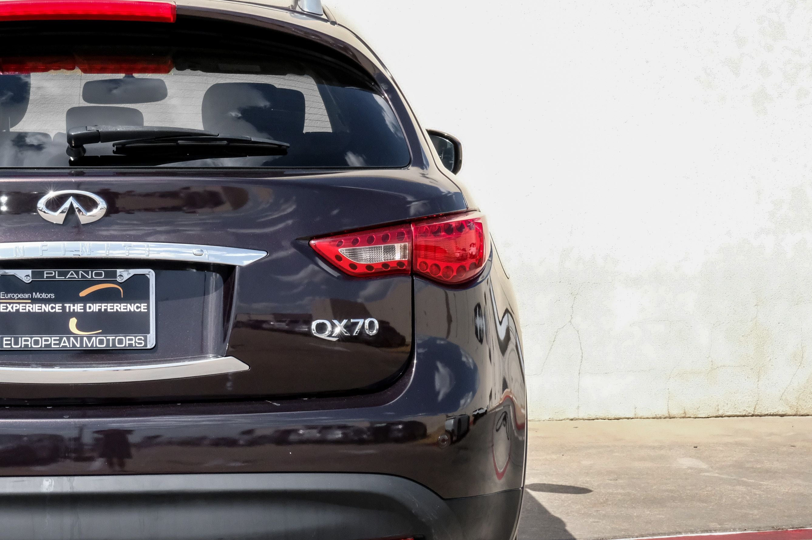 2015 INFINITI QX70 Base
