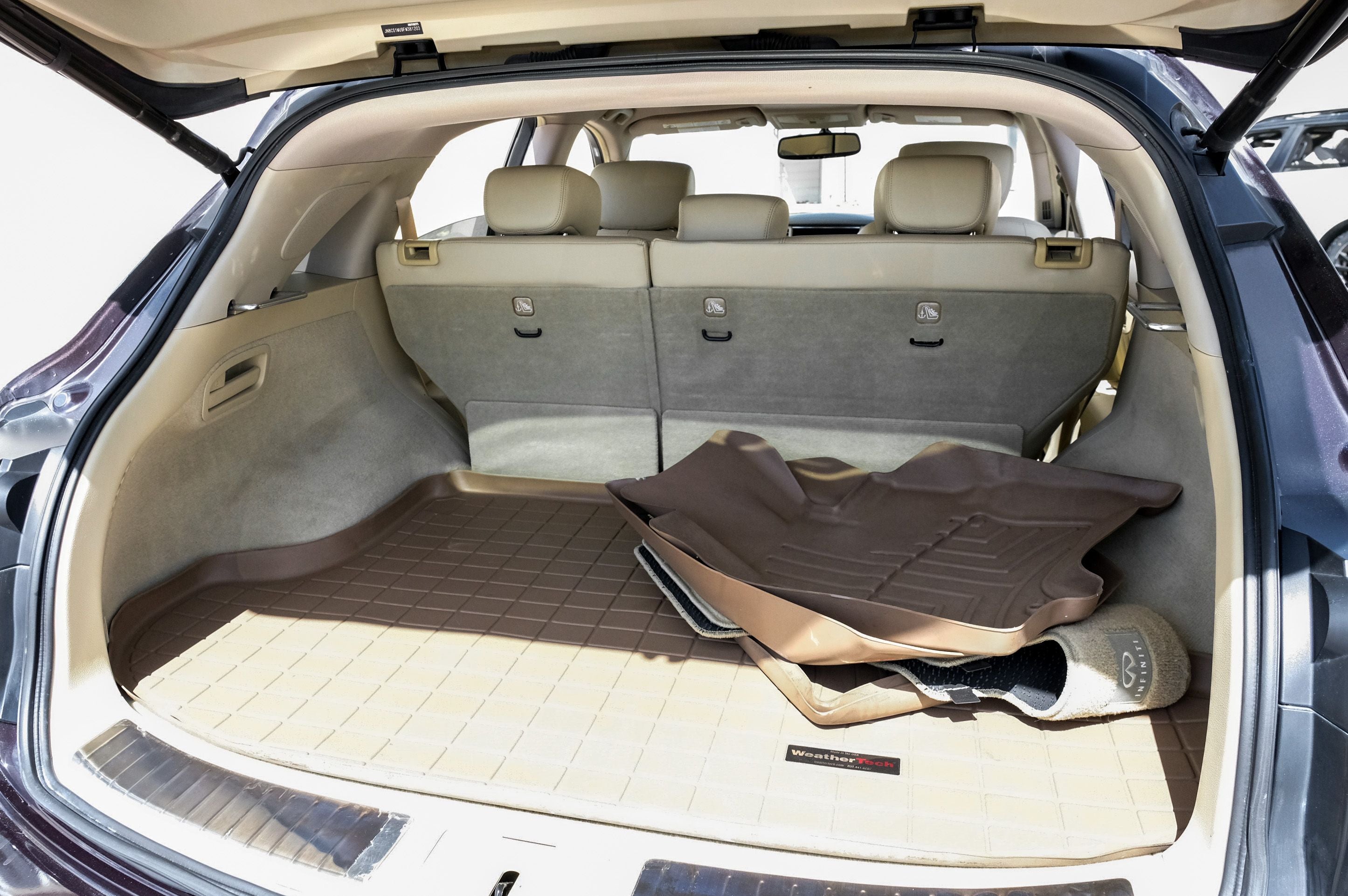 2015 INFINITI QX70 Base