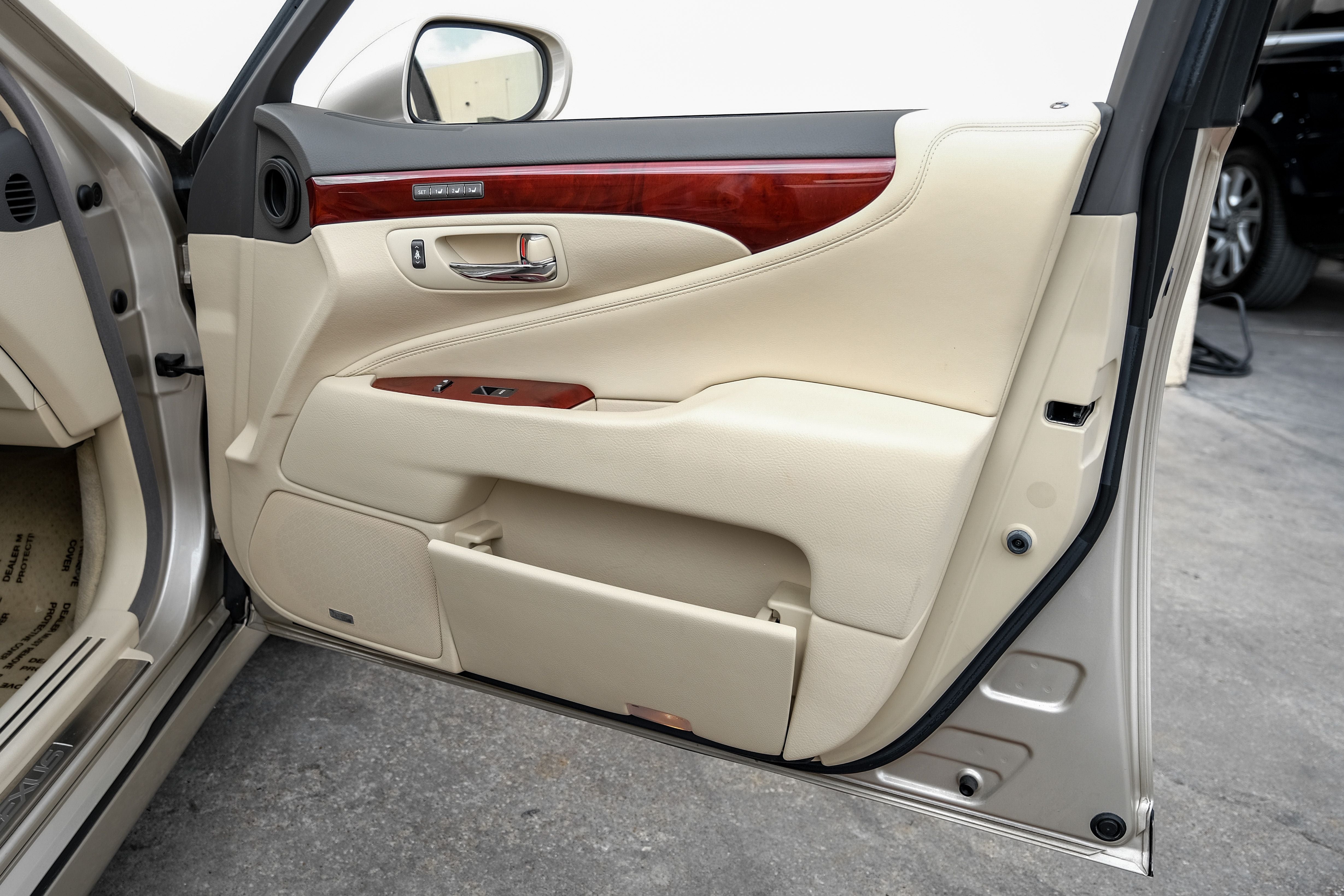 2011 Lexus LS 460 L