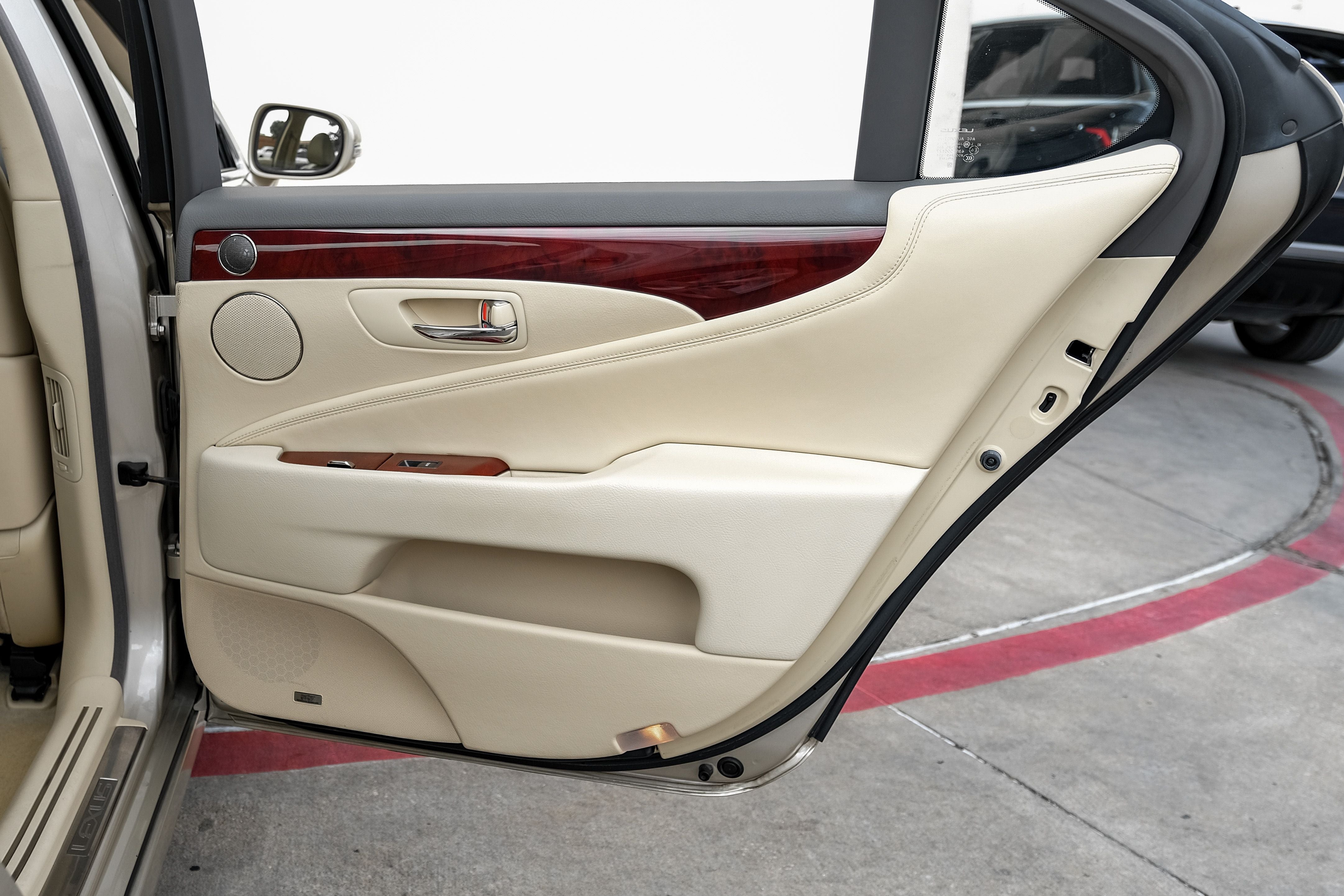 2011 Lexus LS 460 L