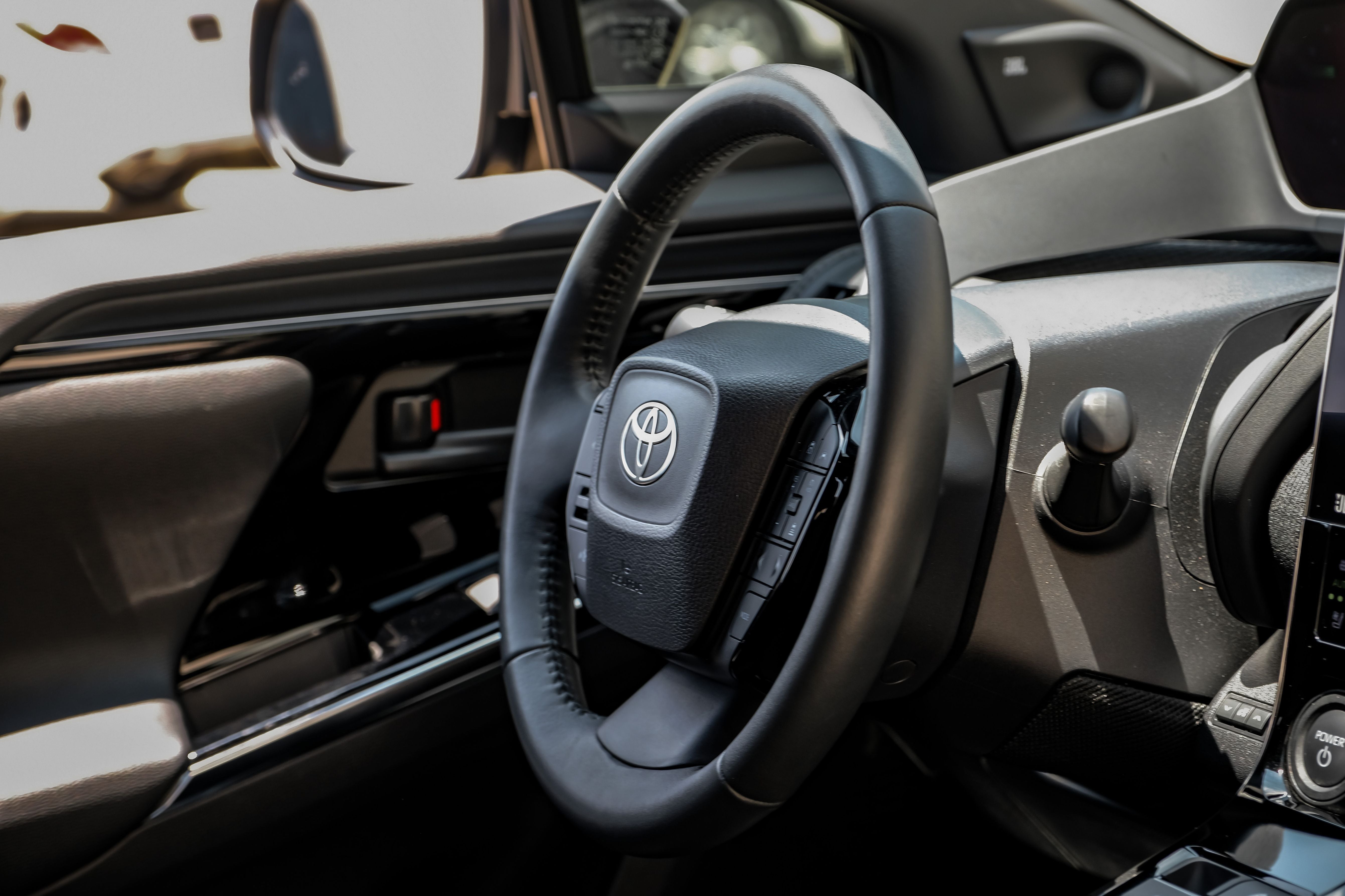 2023 Toyota bZ4X Limited