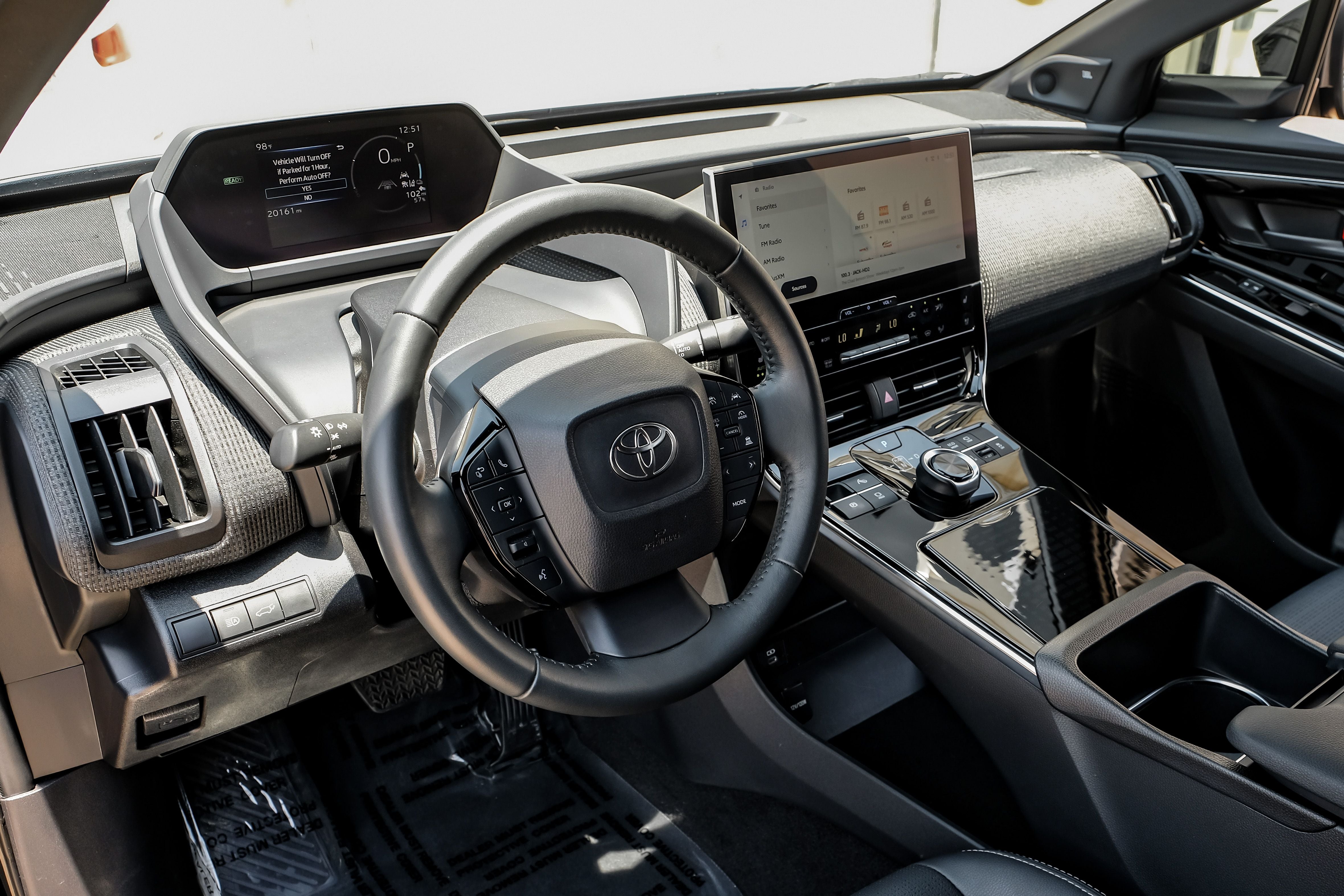 2023 Toyota bZ4X Limited