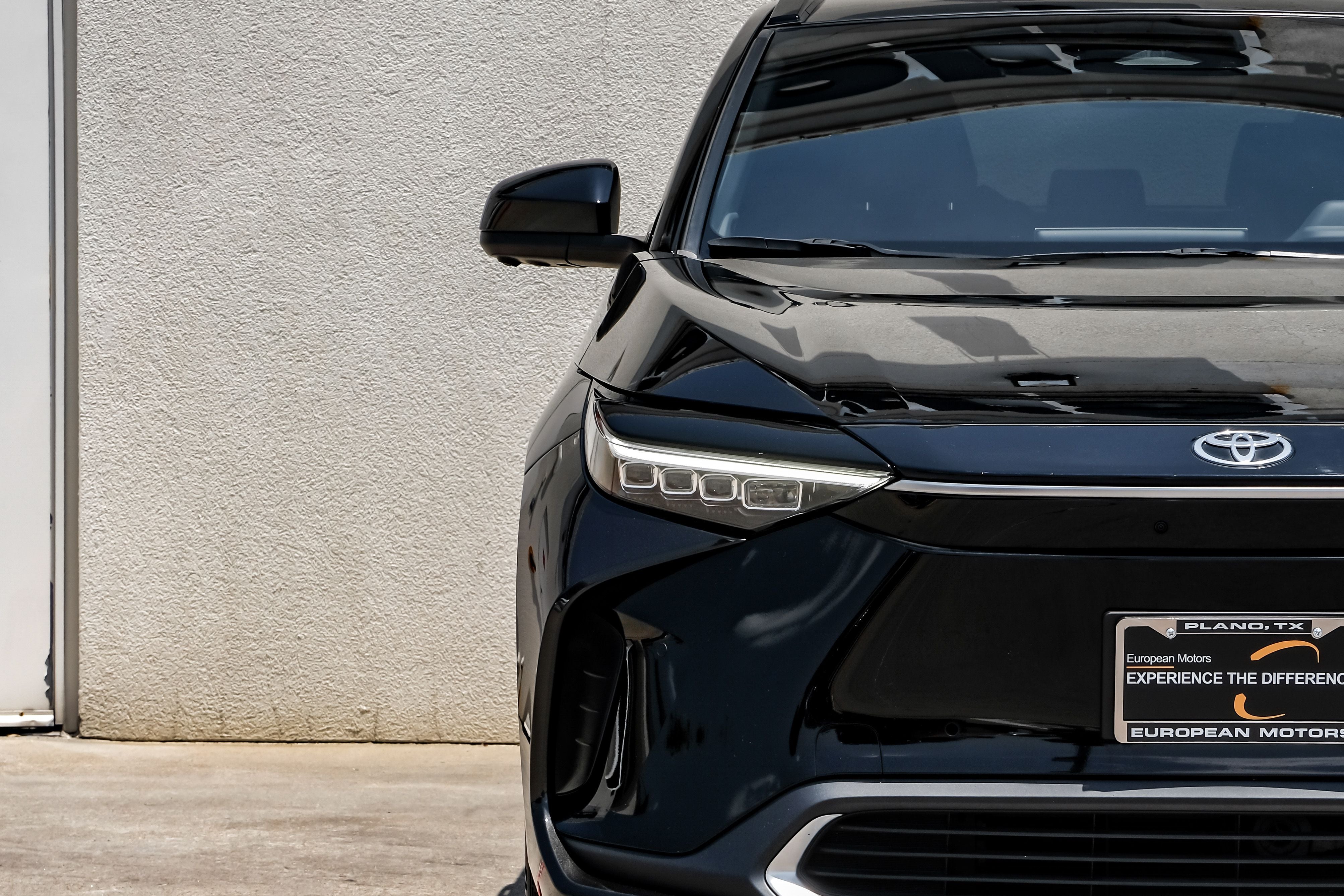 2023 Toyota bZ4X Limited