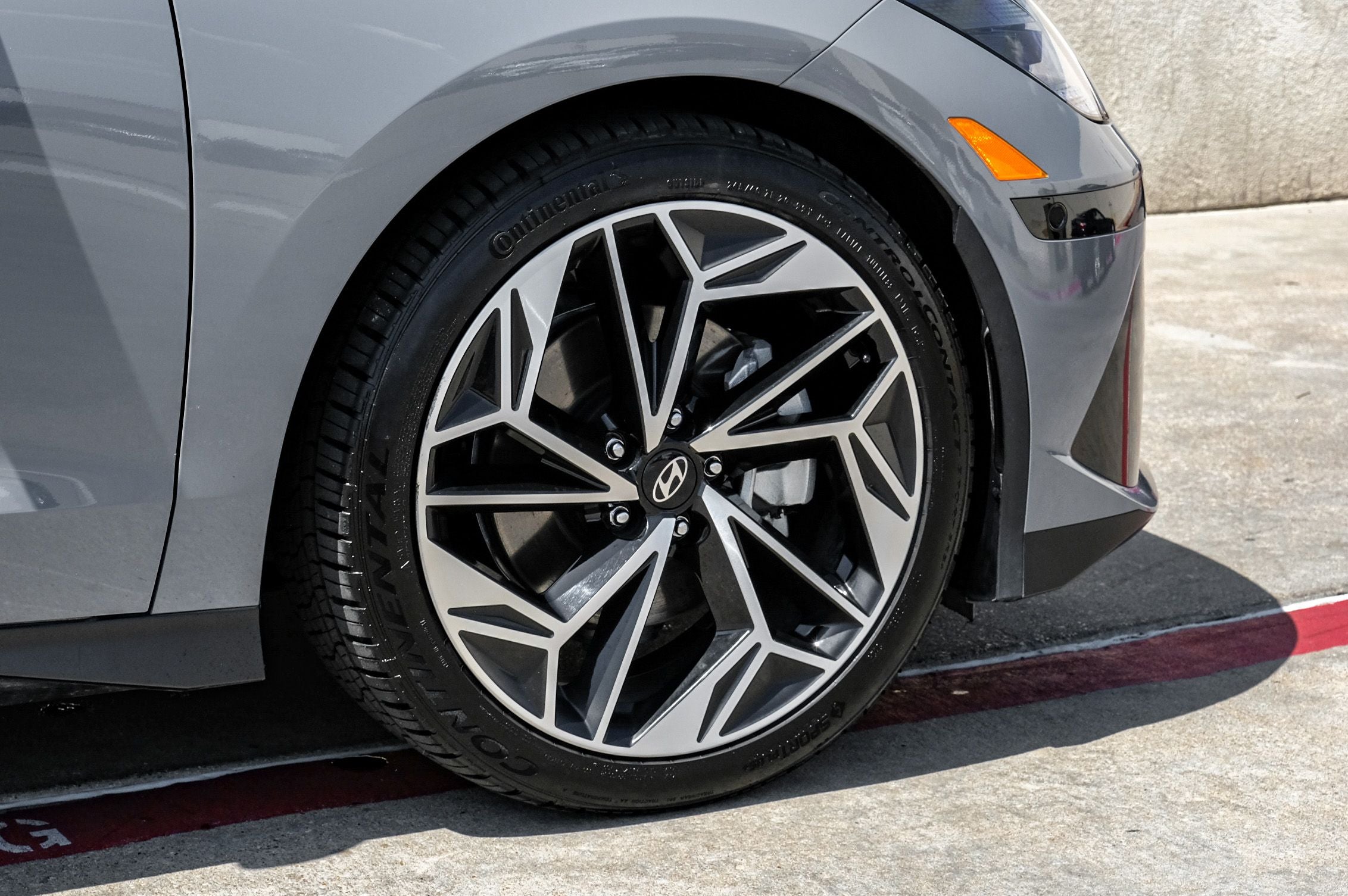 2023 Hyundai IONIQ 6 Limited