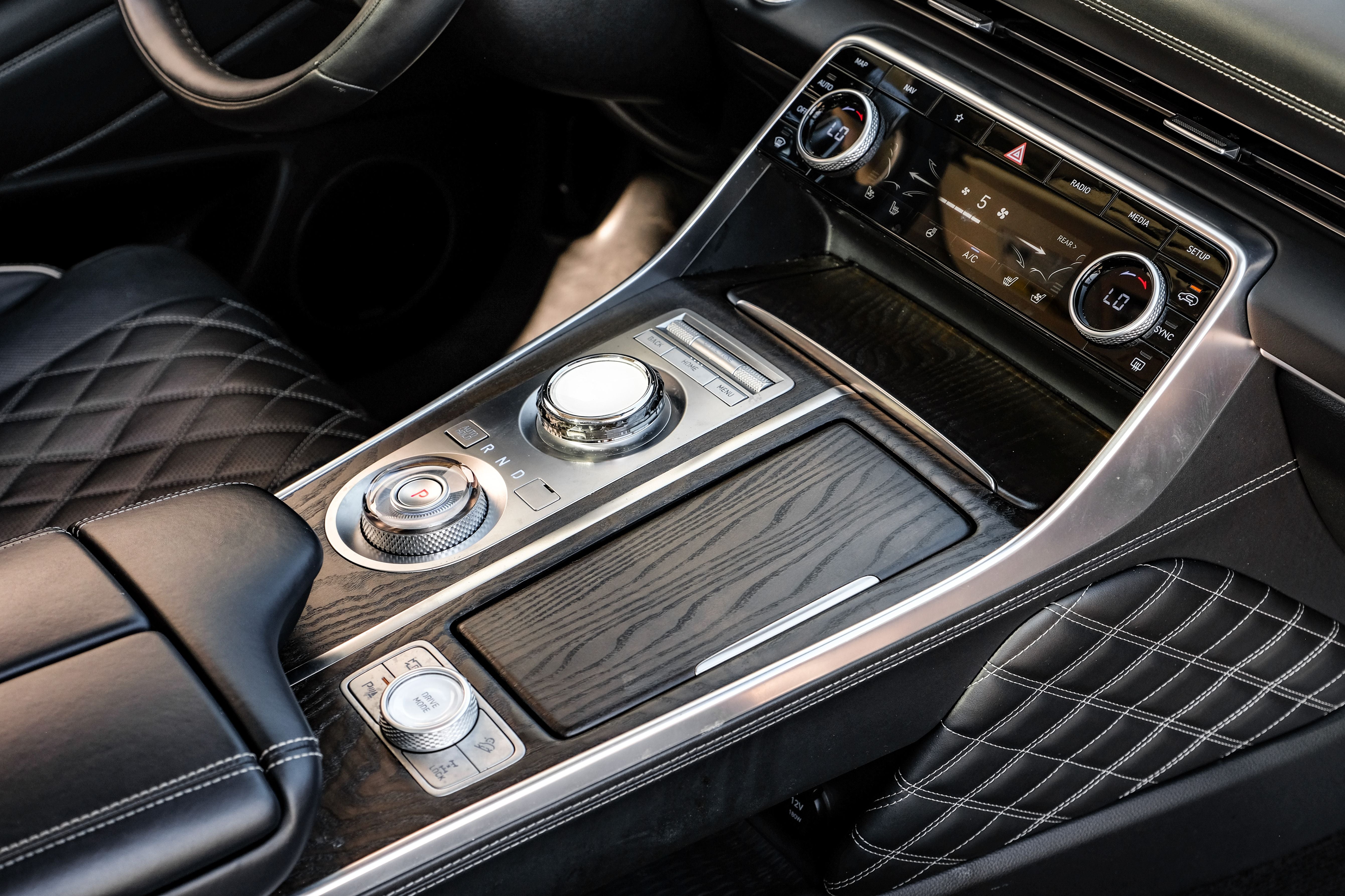 2024 Genesis GV80 3.5T