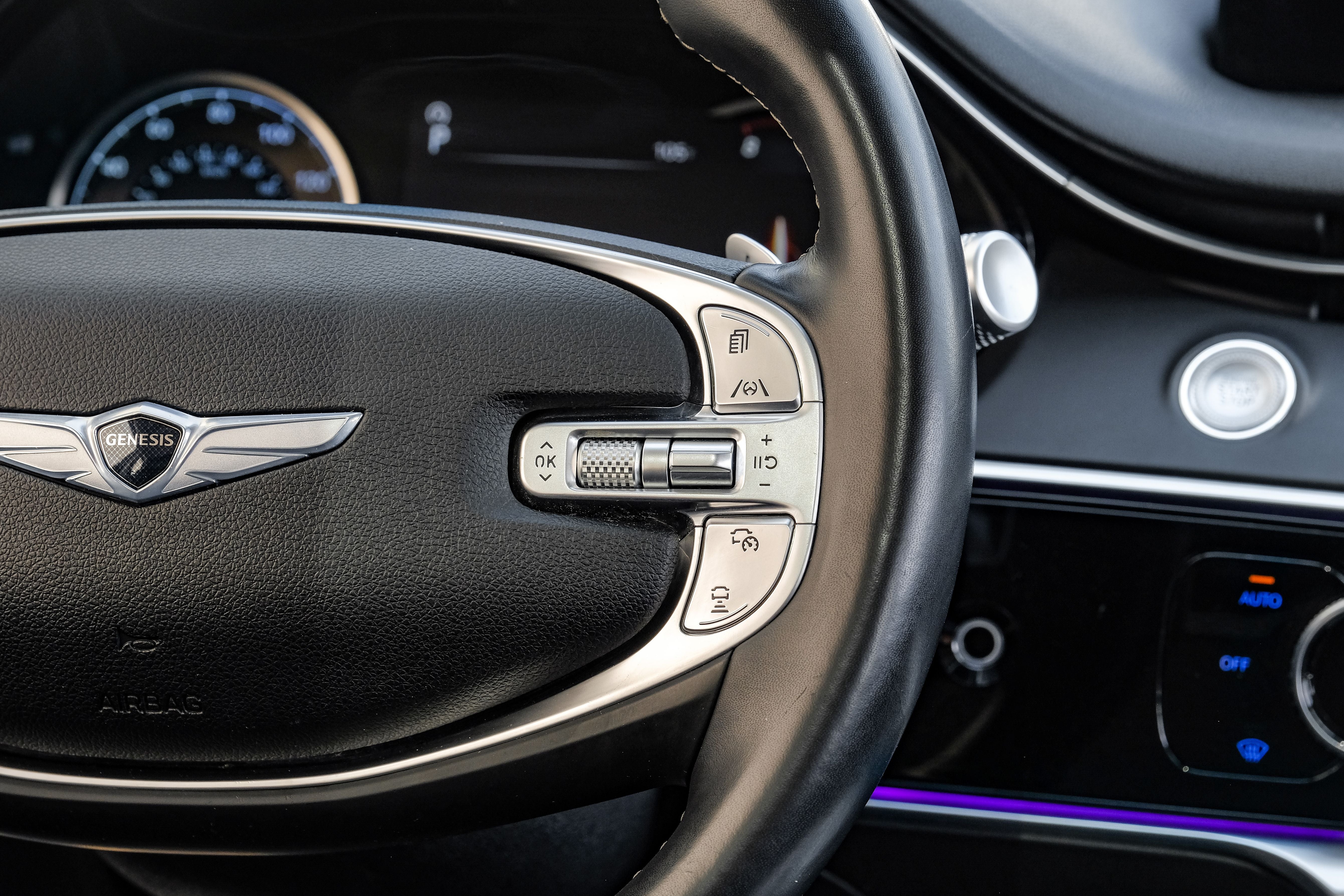 2022 Genesis GV70 2.5T
