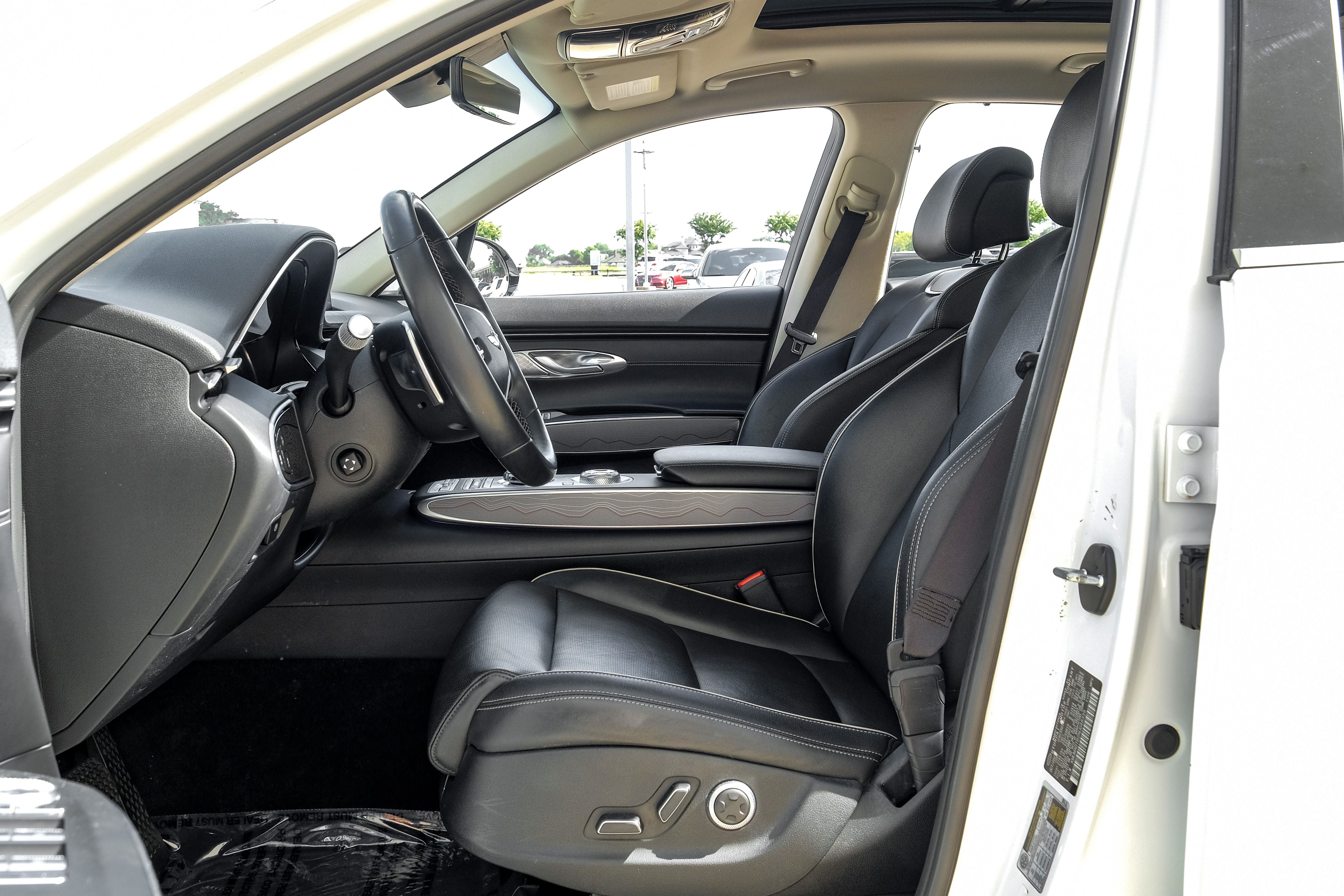 2022 Genesis GV70 2.5T