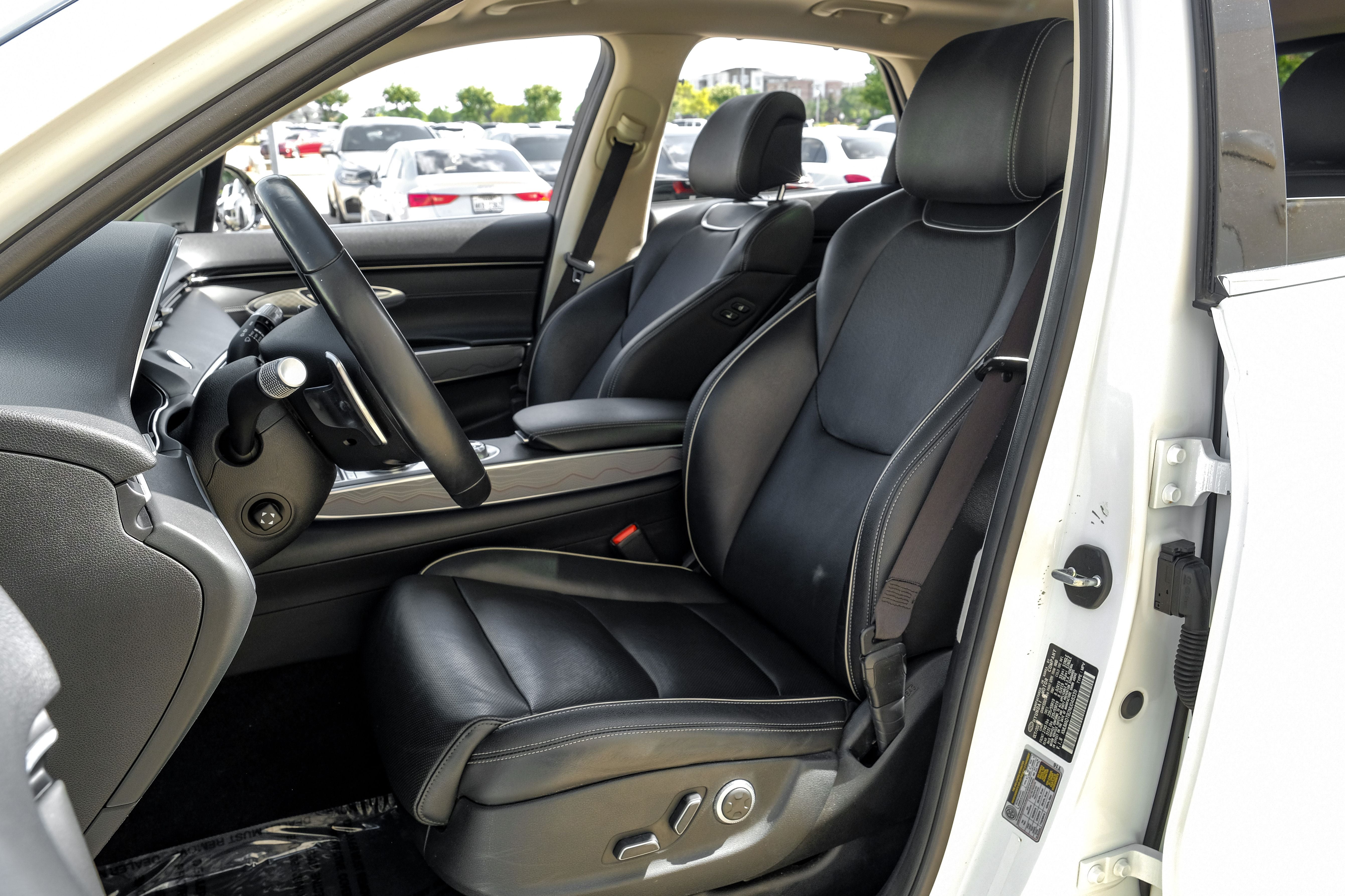 2022 Genesis GV70 2.5T