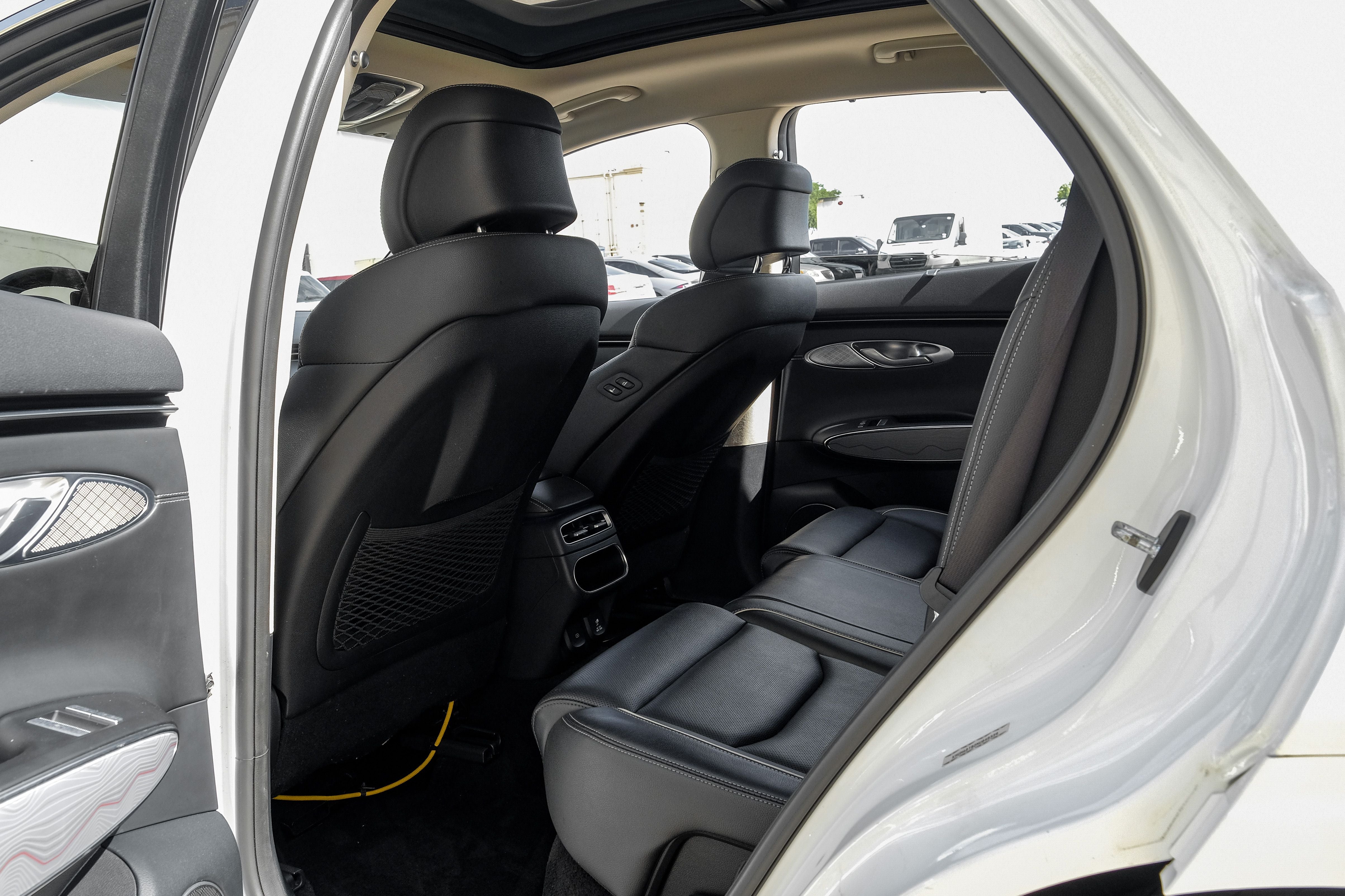 2022 Genesis GV70 2.5T