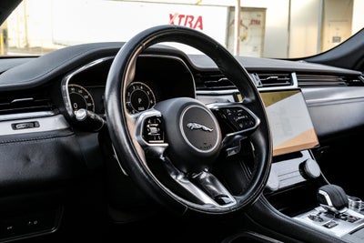 2024 Jaguar F-PACE P250 R-Dynamic S