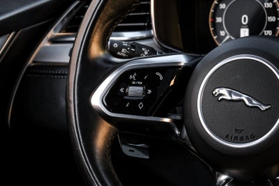 2024 Jaguar F-PACE P250 R-Dynamic S