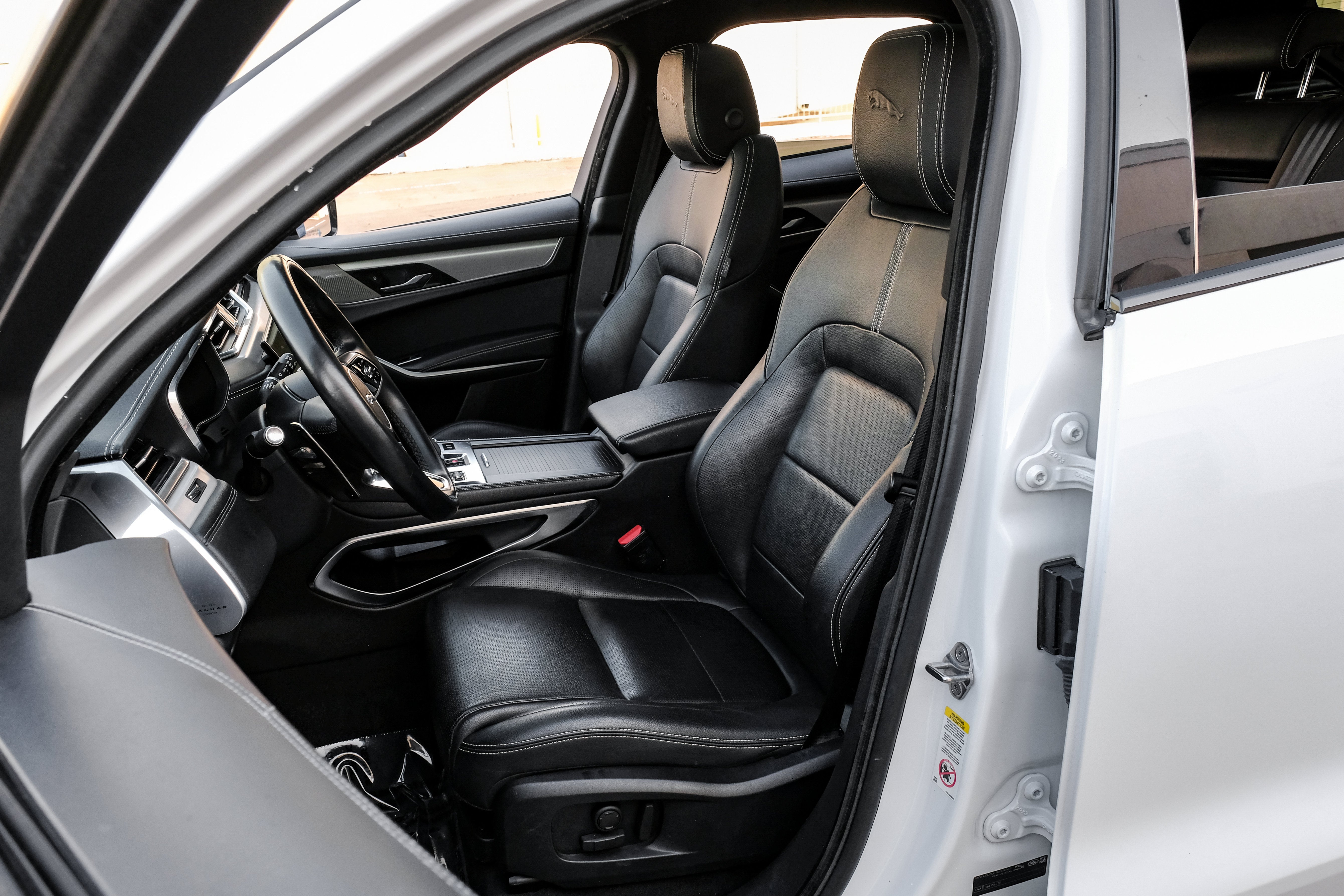 2024 Jaguar F-PACE P250 R-Dynamic S