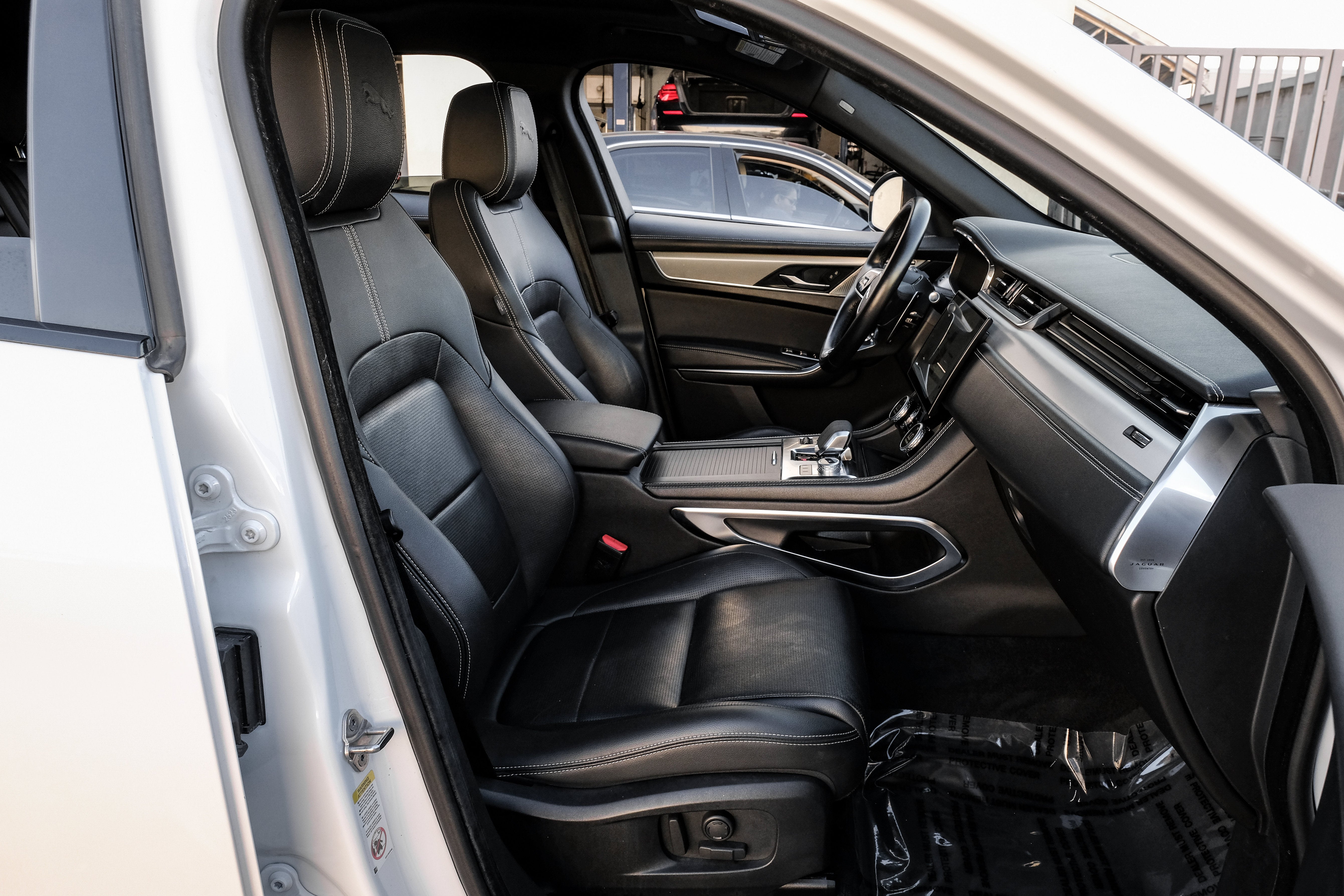 2024 Jaguar F-PACE P250 R-Dynamic S