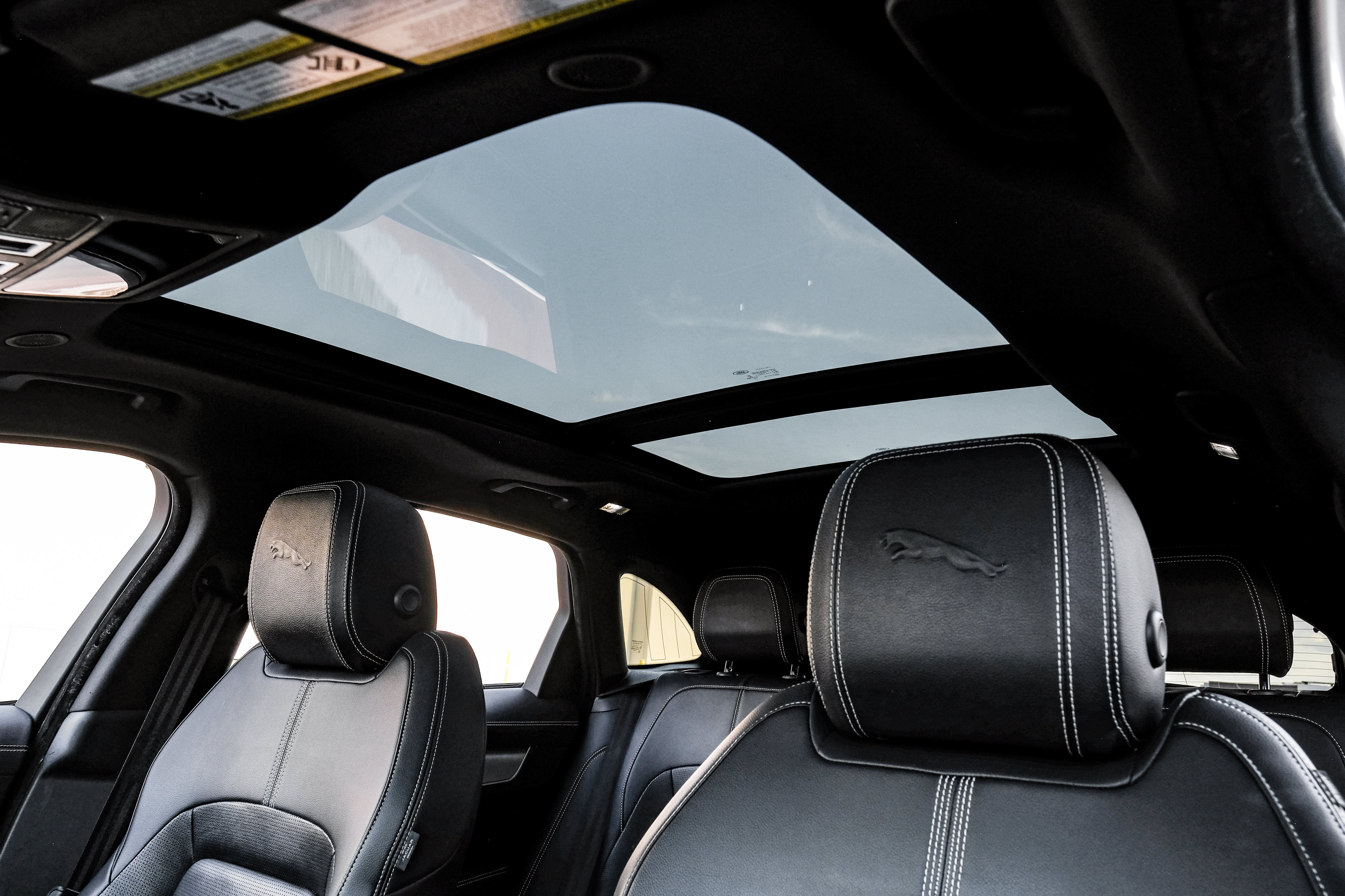 2024 Jaguar F-PACE P250 R-Dynamic S