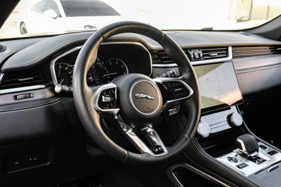 2023 Jaguar F-PACE P400 R-Dynamic S