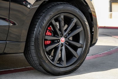 2023 Jaguar F-PACE P400 R-Dynamic S