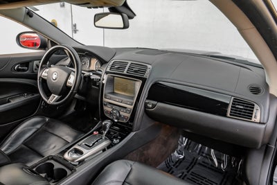 2007 Jaguar XK XKR Base