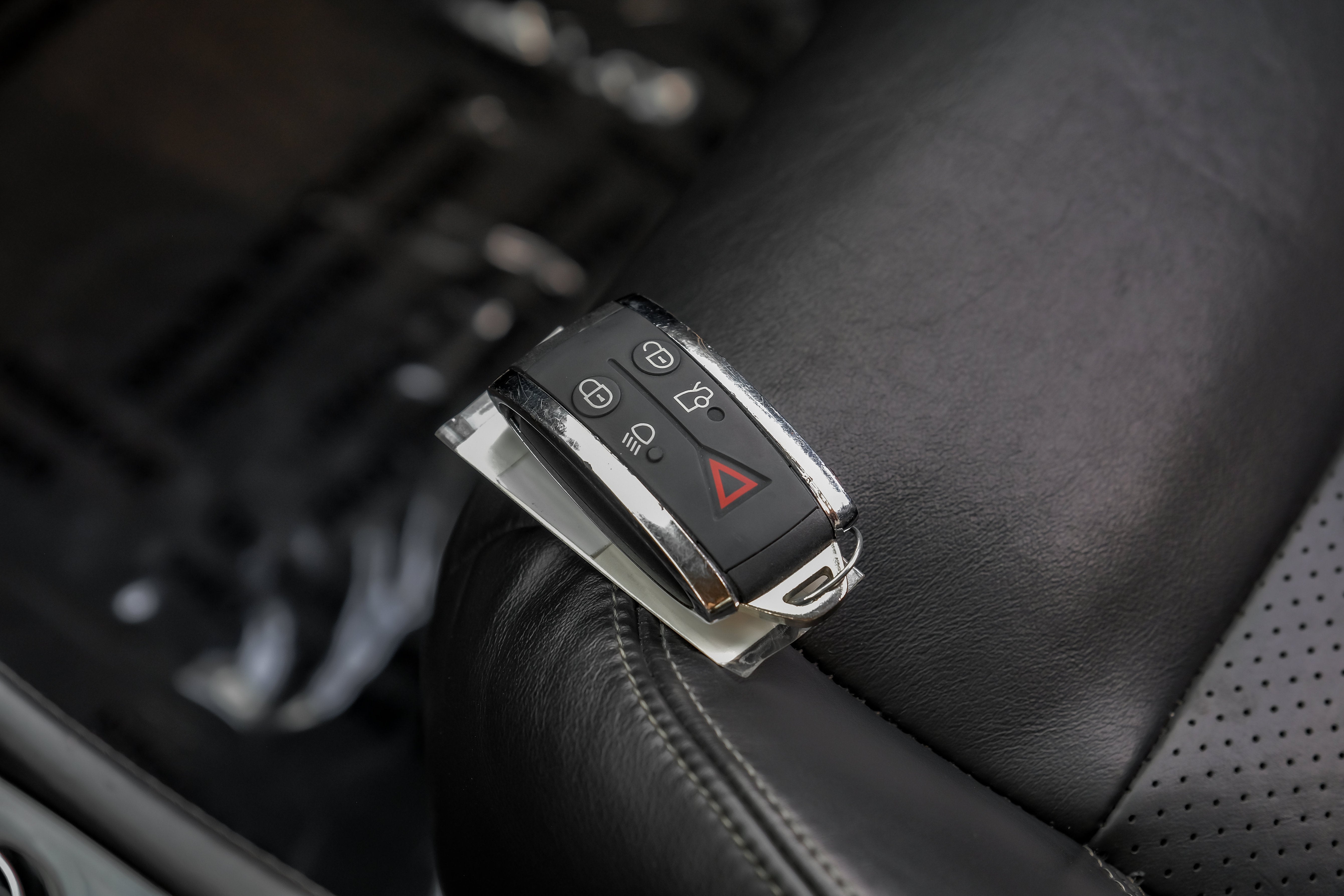 2007 Jaguar XK XKR Base