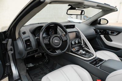 2014 Jaguar F-TYPE V8 S