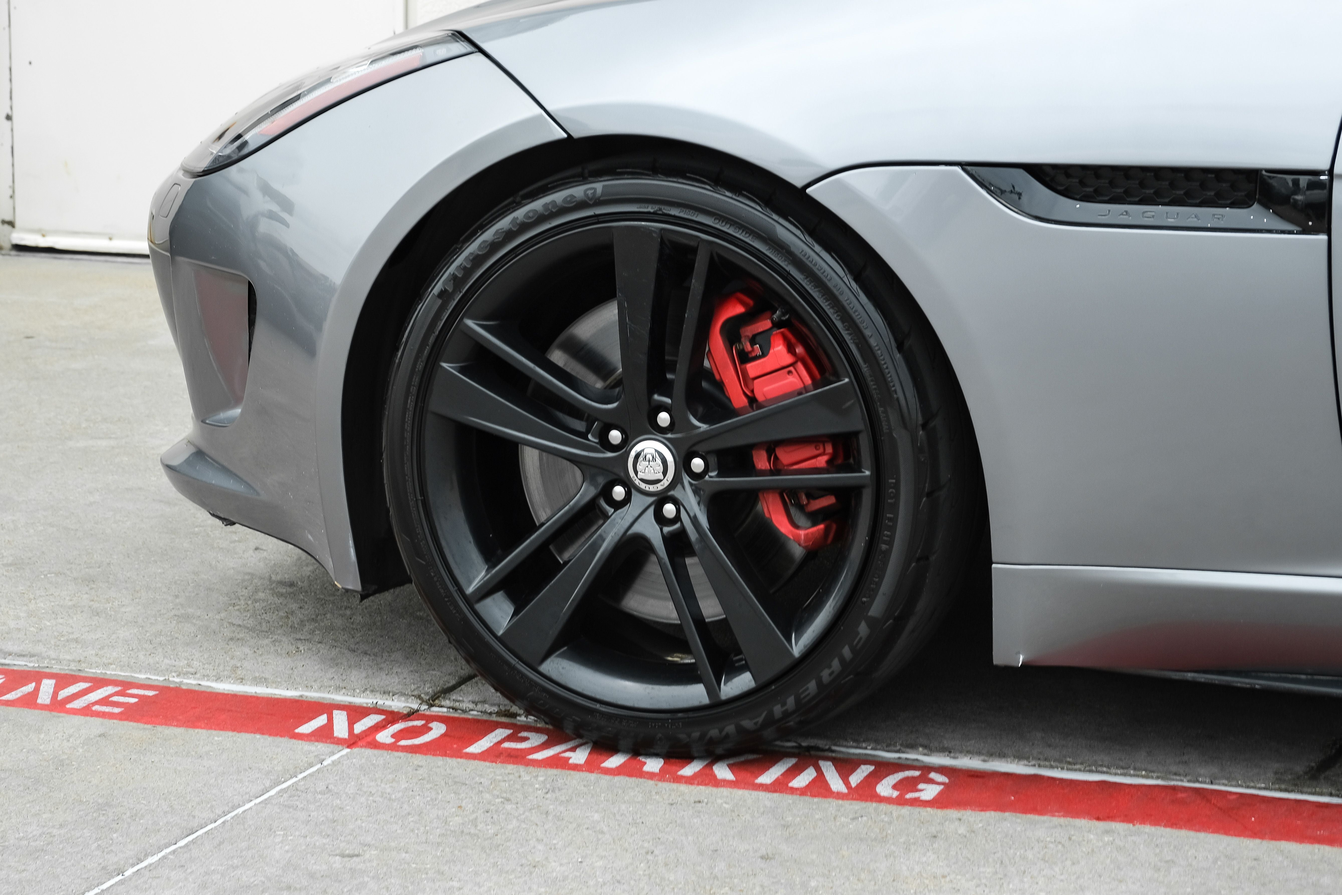 2014 Jaguar F-TYPE V8 S