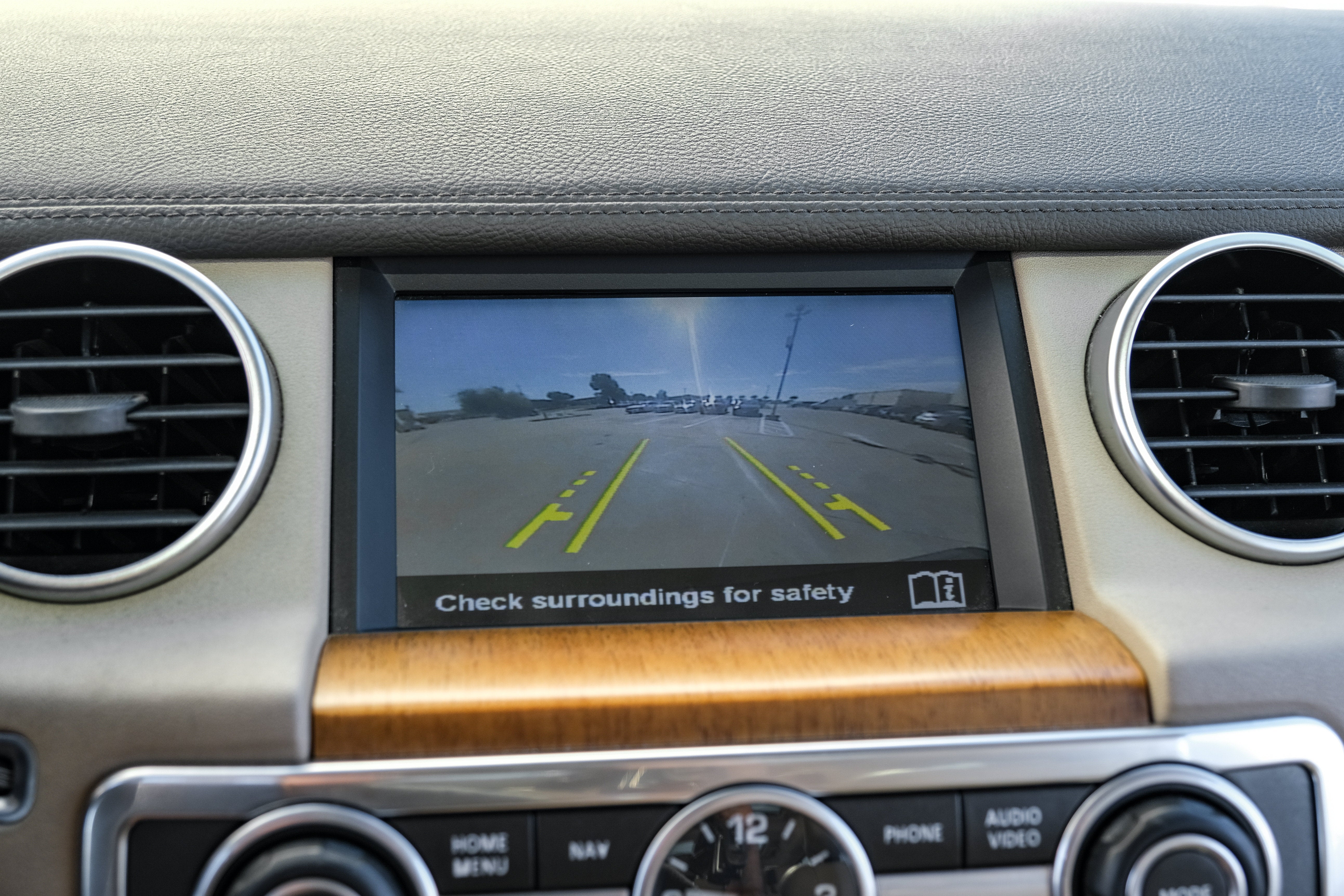 2016 Land Rover LR4 HSE