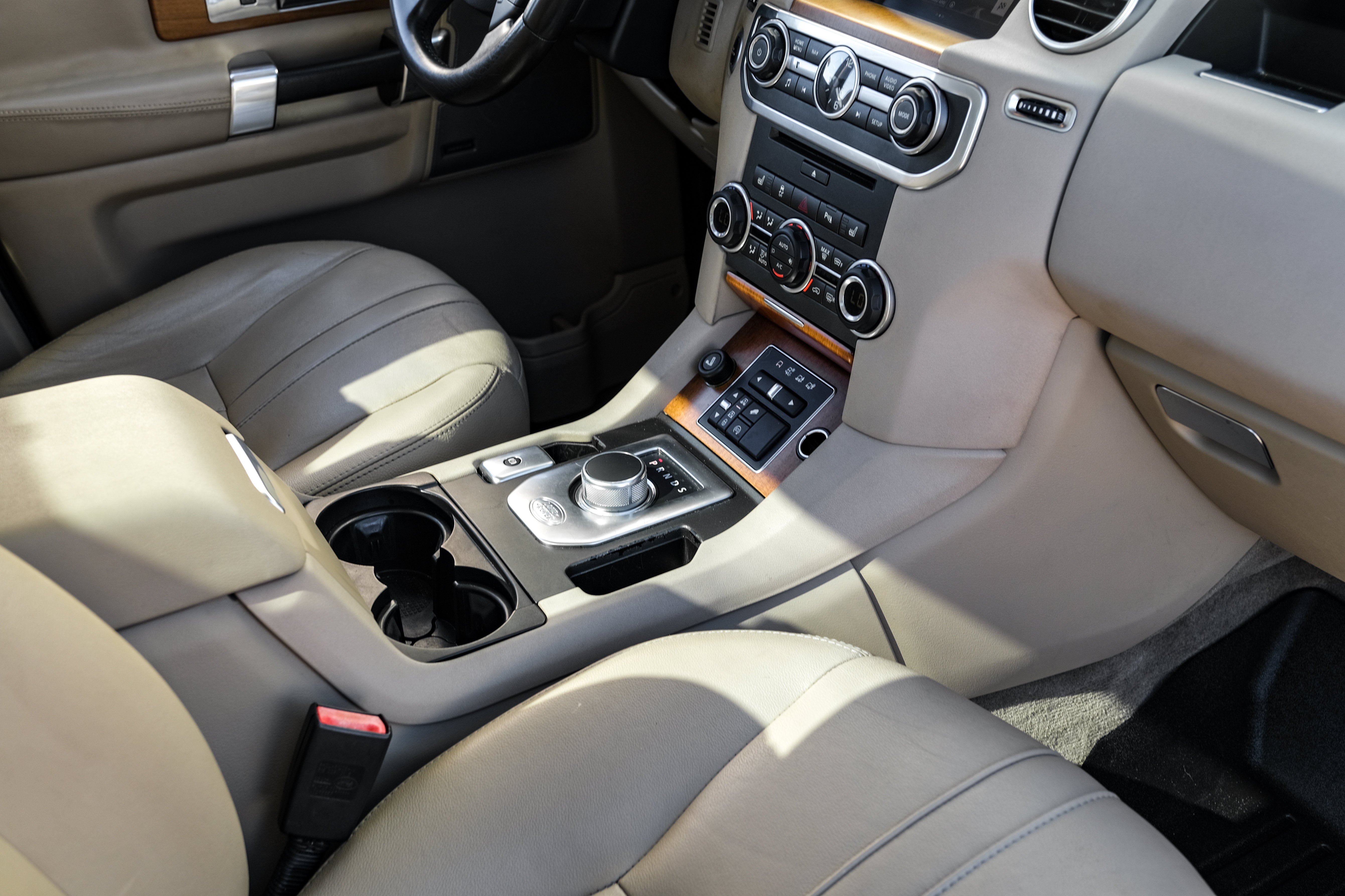 2016 Land Rover LR4 HSE