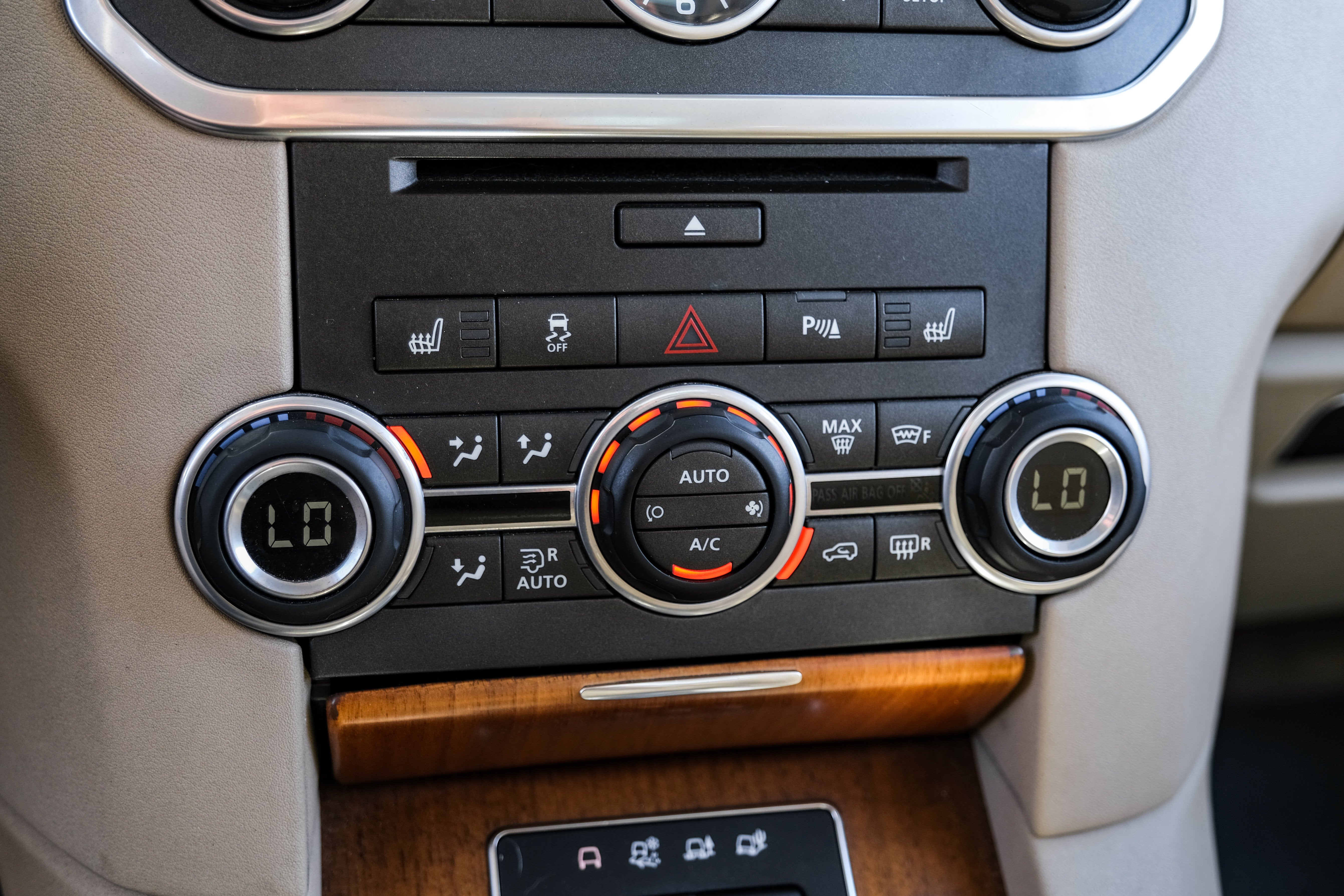2016 Land Rover LR4 HSE