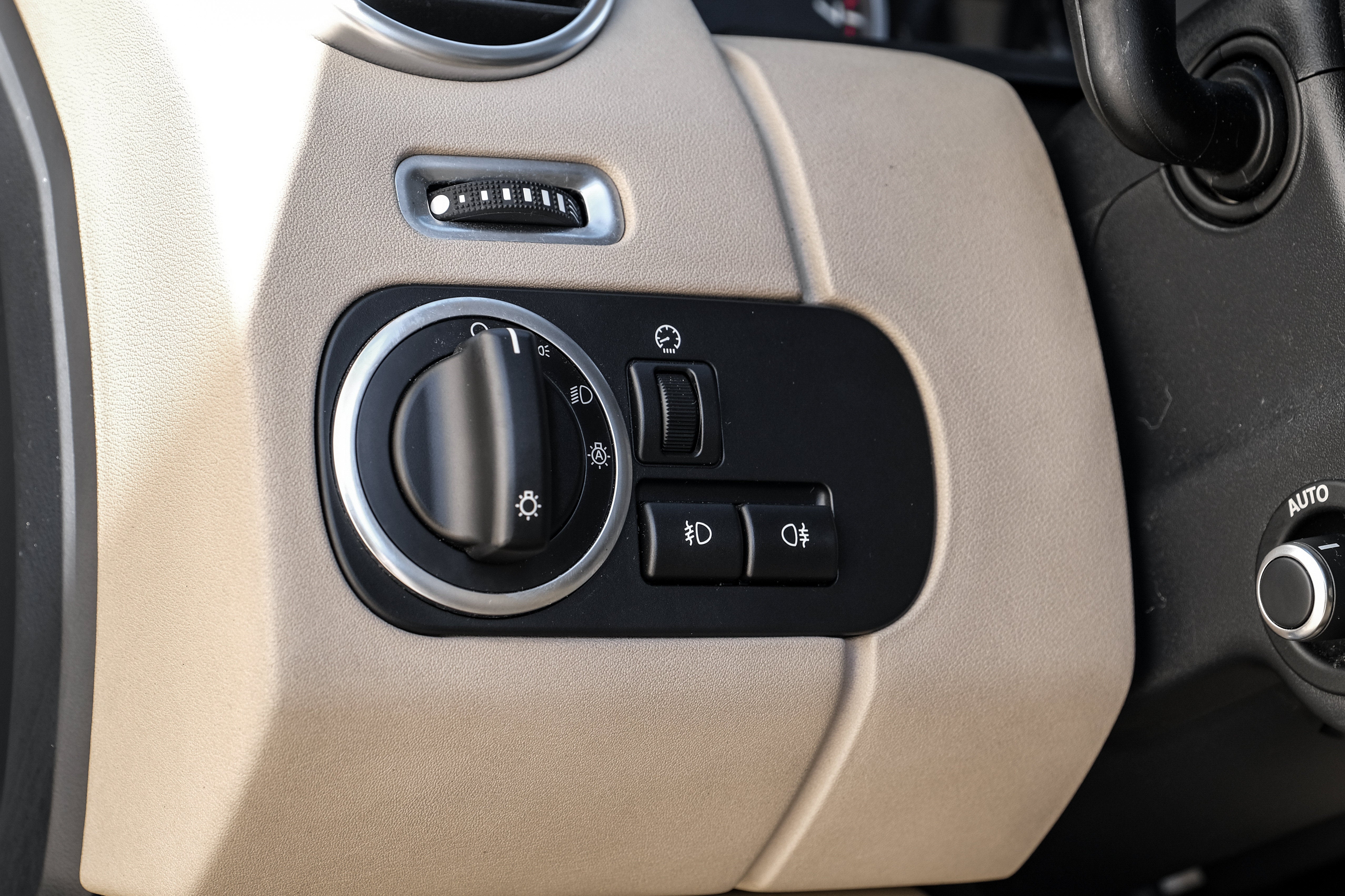 2016 Land Rover LR4 HSE
