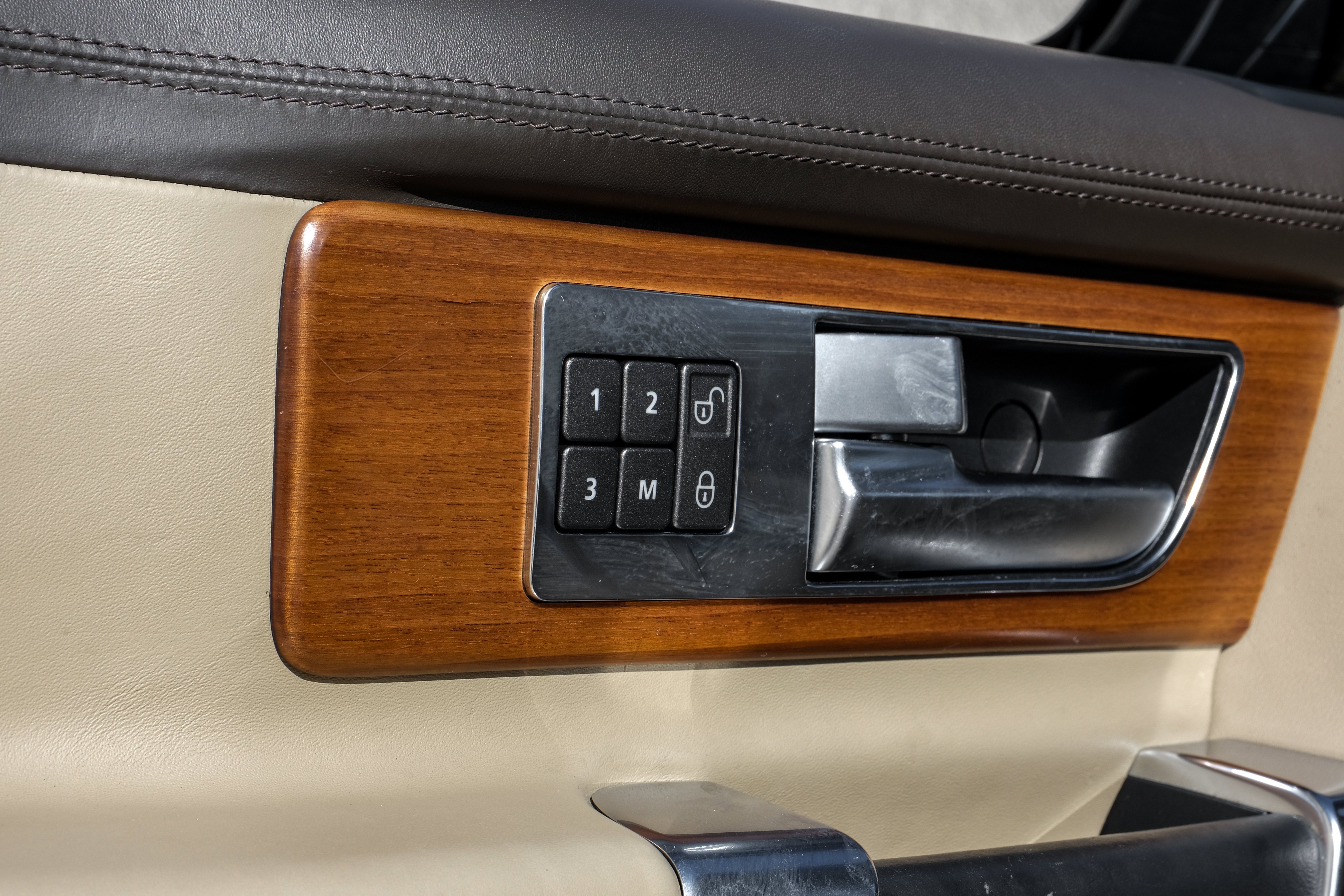 2016 Land Rover LR4 HSE