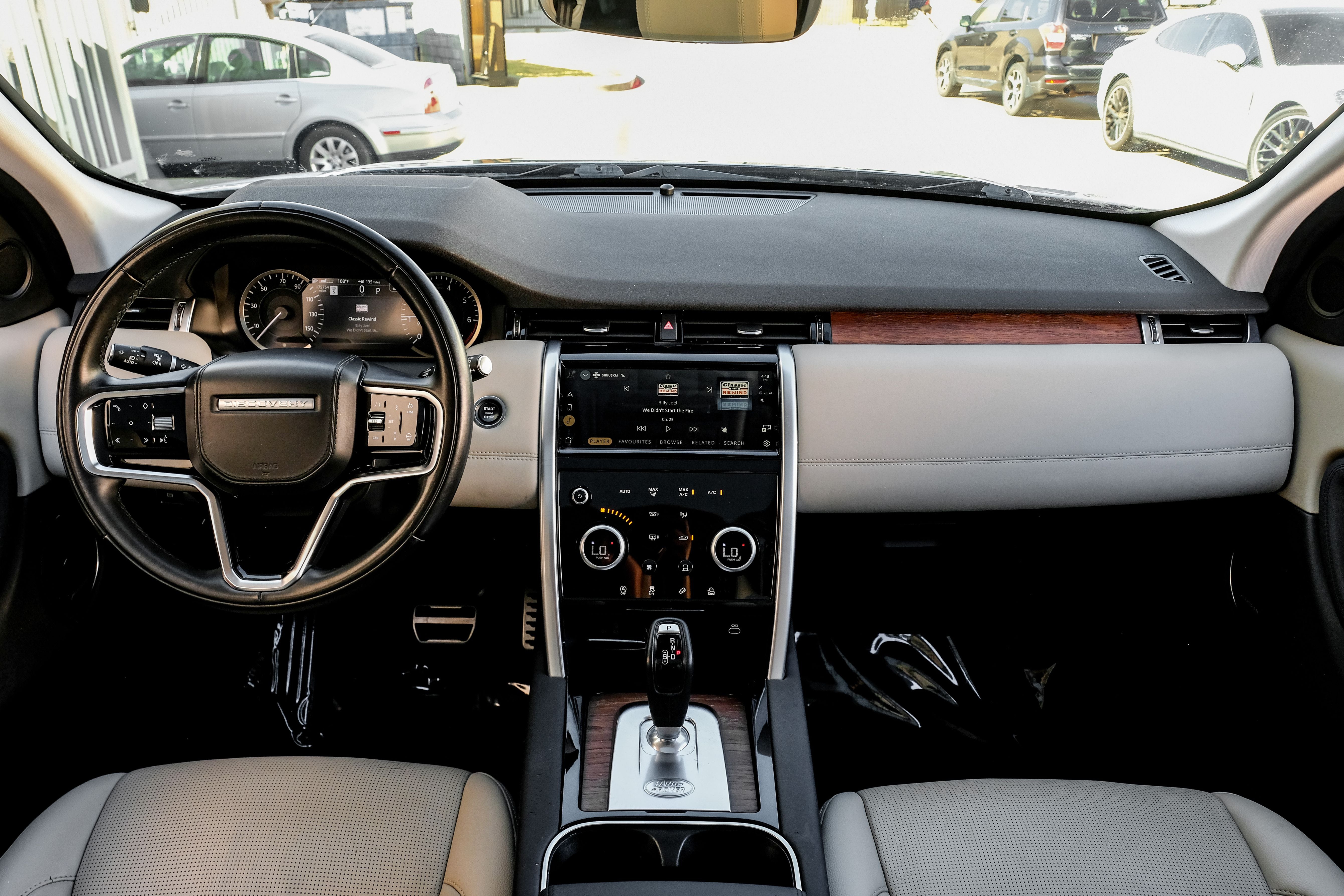 2023 Land Rover Discovery Sport SE