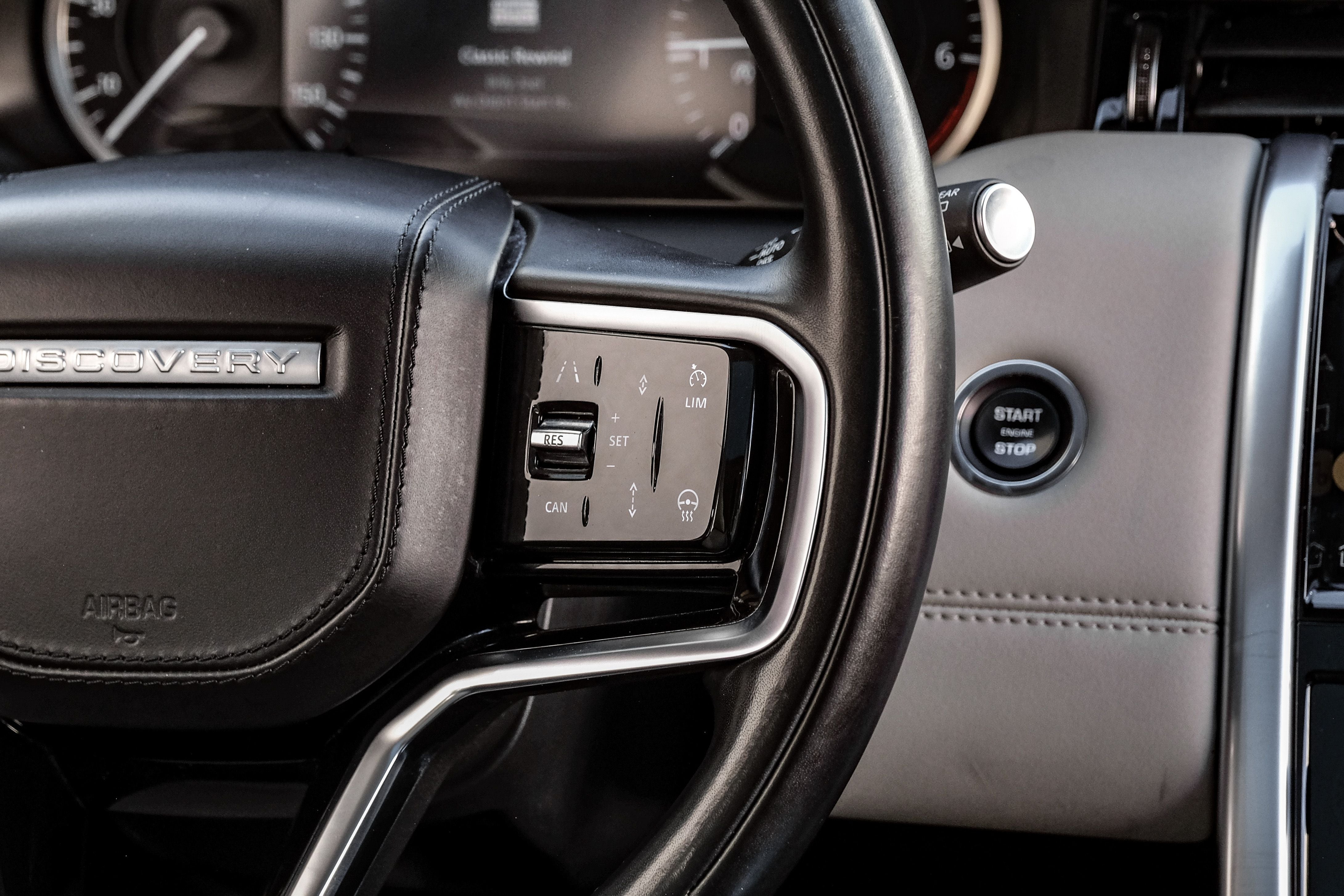 2023 Land Rover Discovery Sport SE