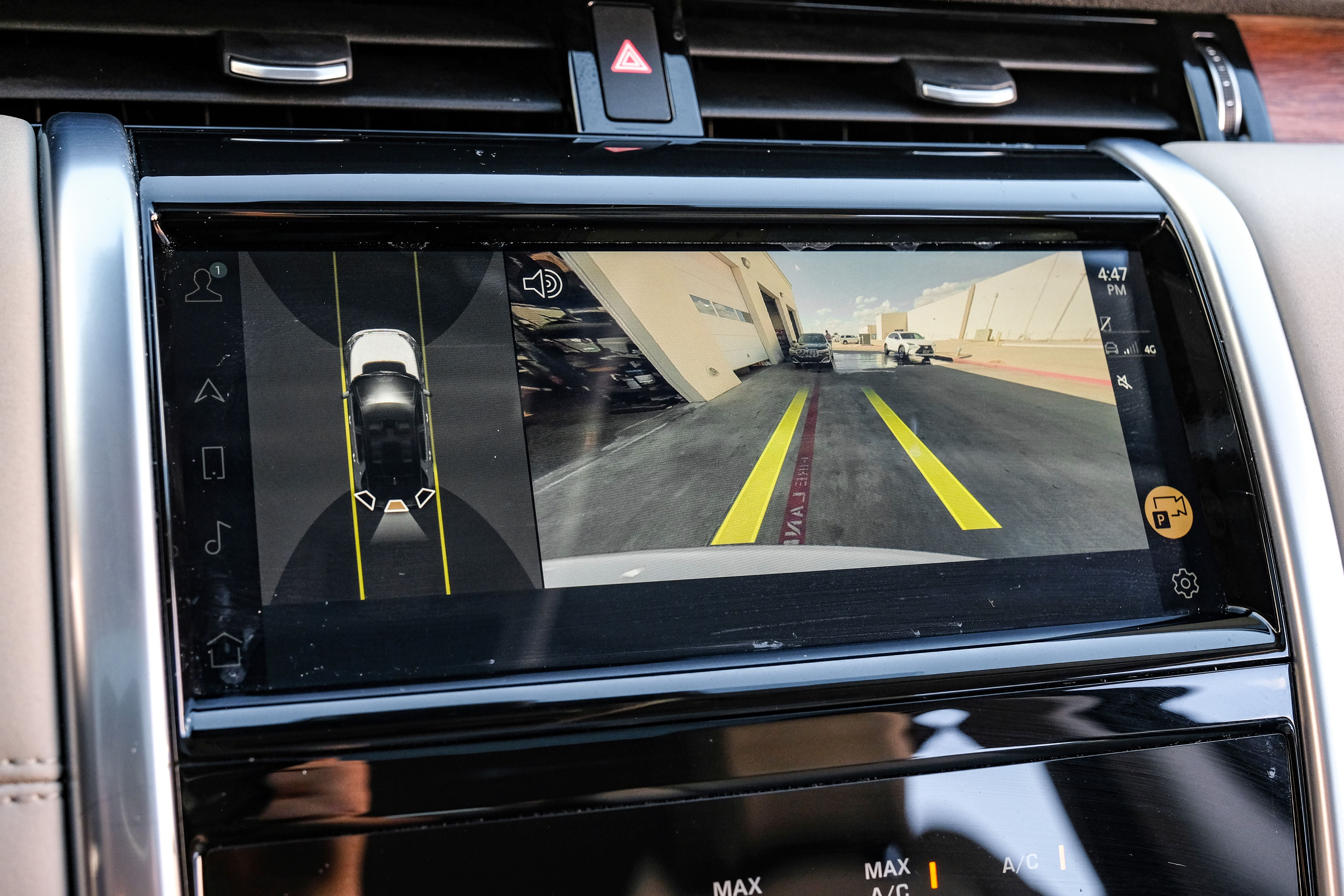 2023 Land Rover Discovery Sport SE
