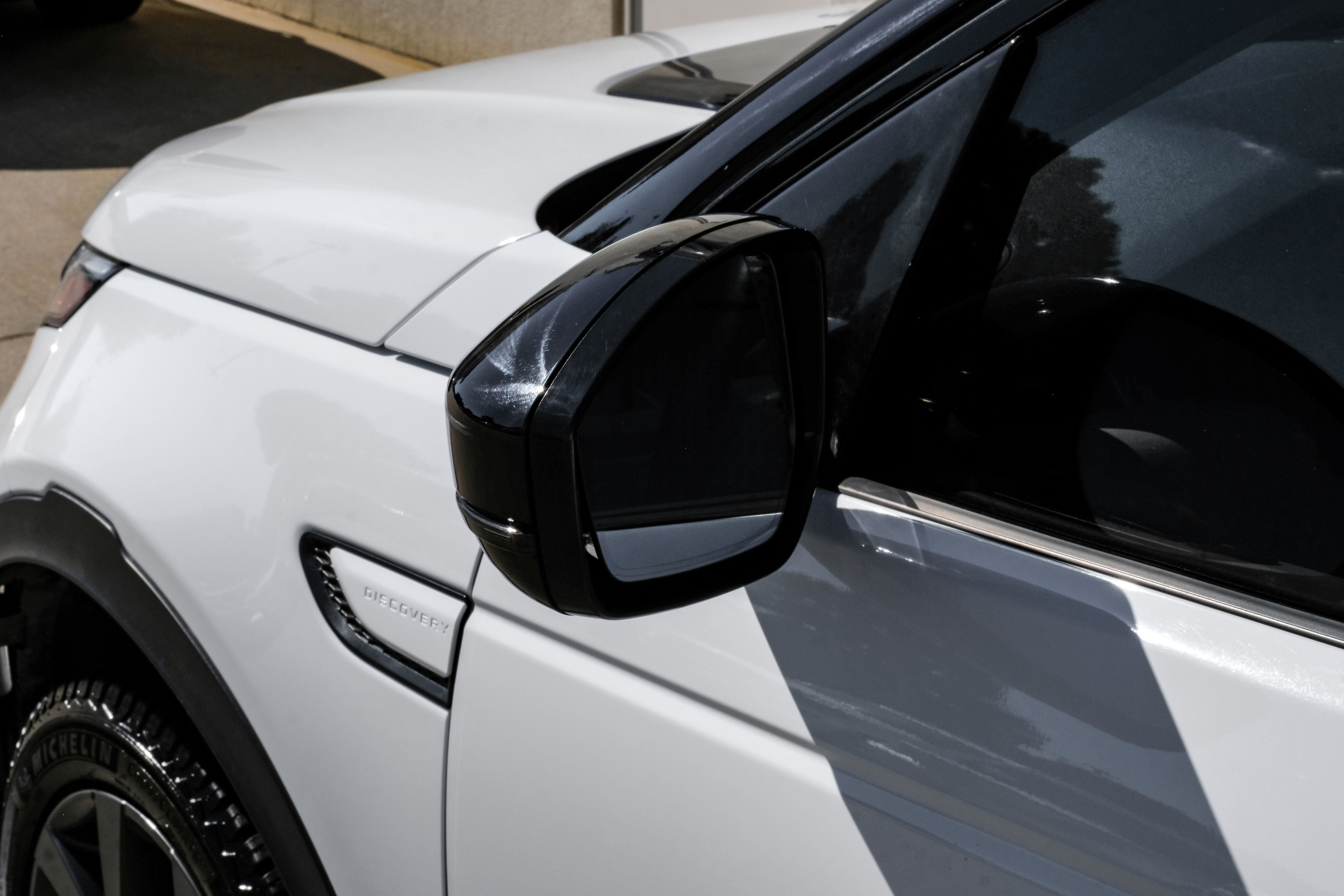 2023 Land Rover Discovery Sport SE