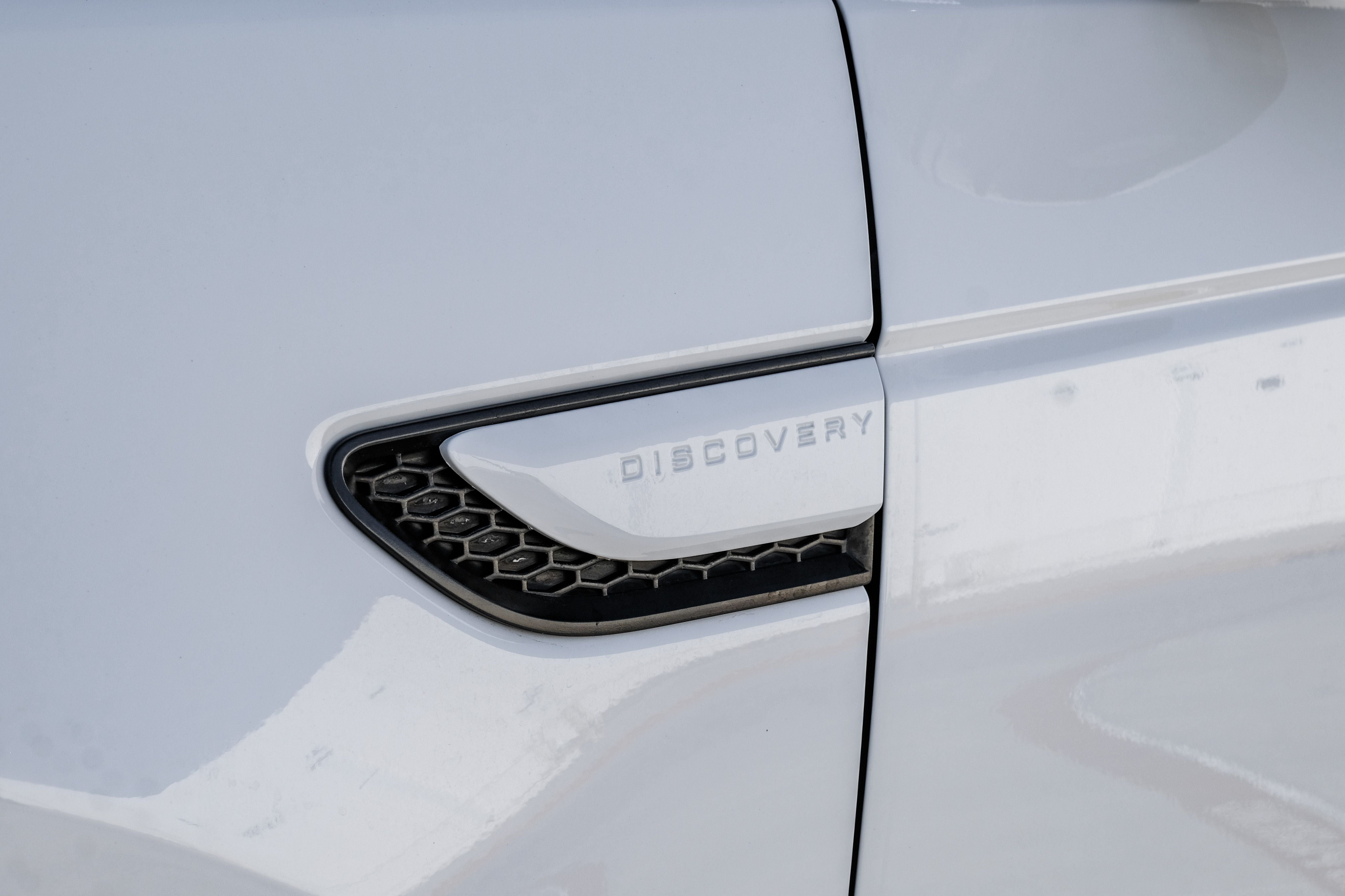 2023 Land Rover Discovery Sport SE