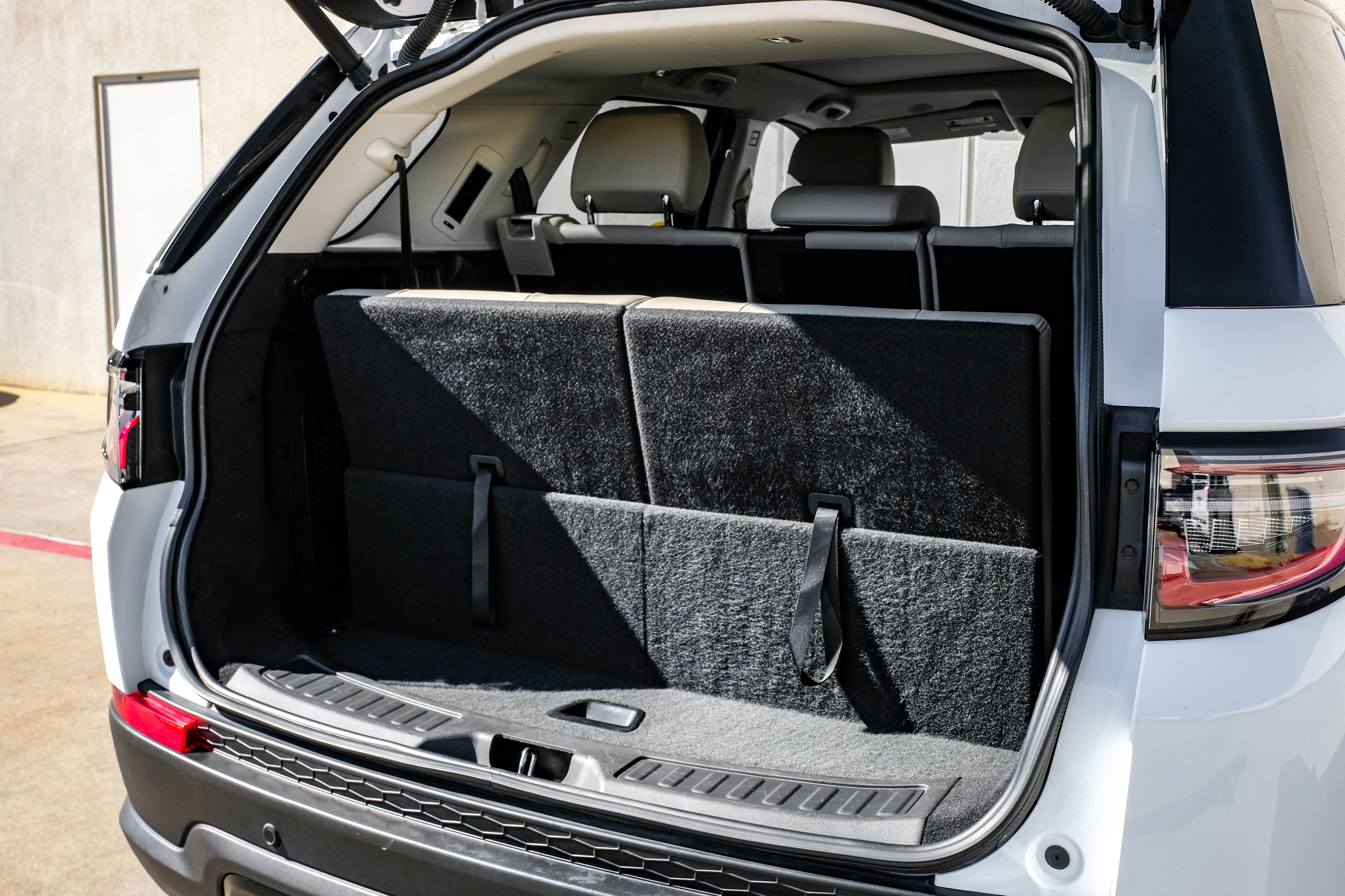 2023 Land Rover Discovery Sport SE