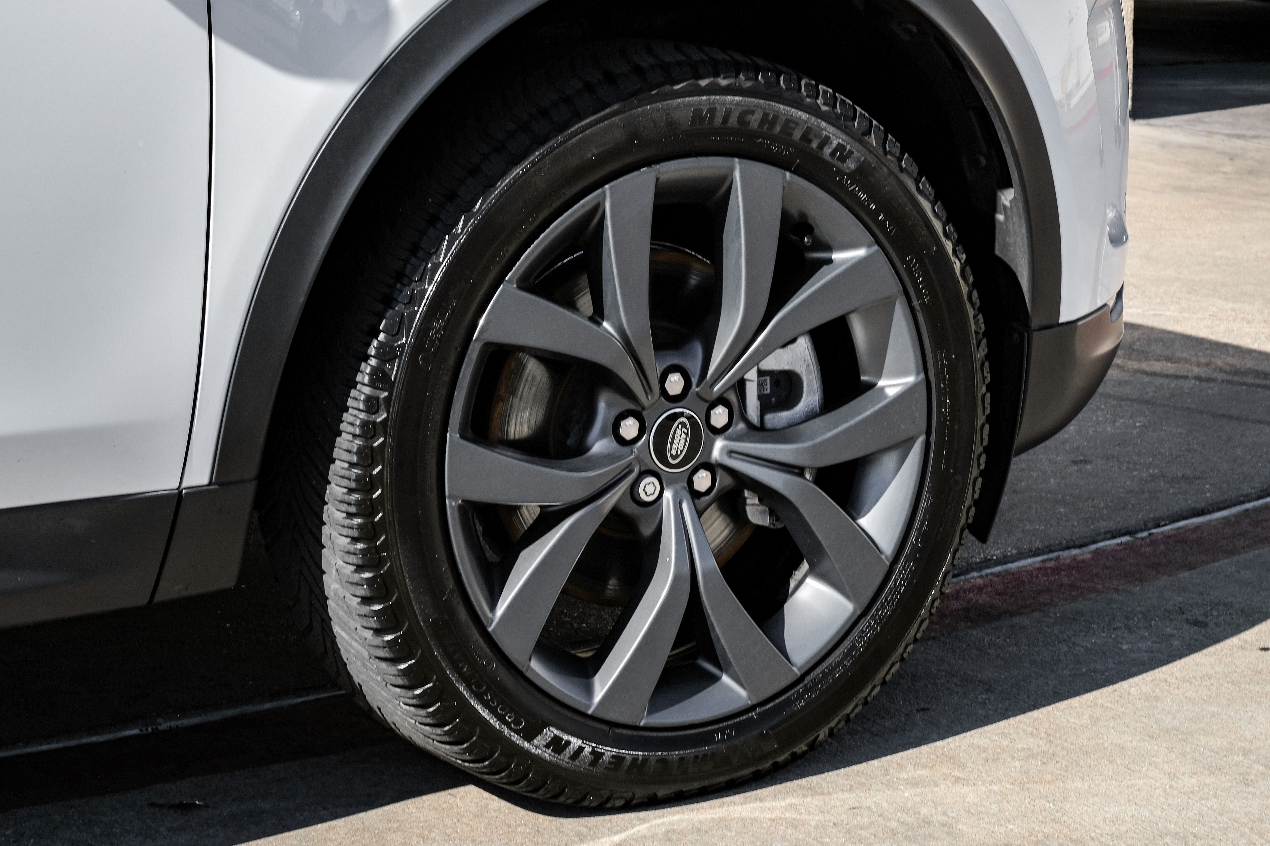 2023 Land Rover Discovery Sport SE