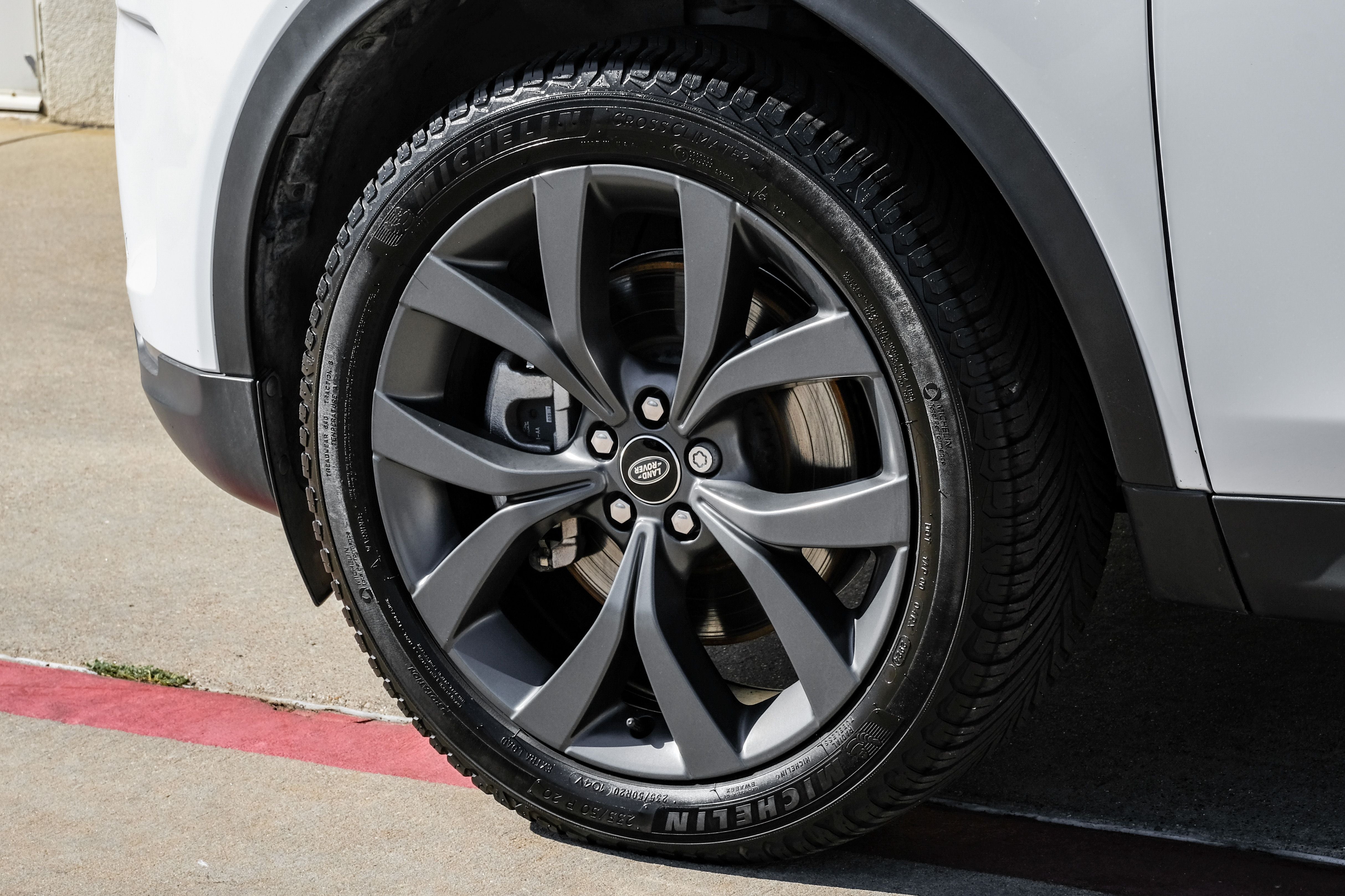 2023 Land Rover Discovery Sport SE