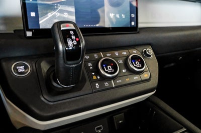 2022 Land Rover Defender 110 X-Dynamic SE