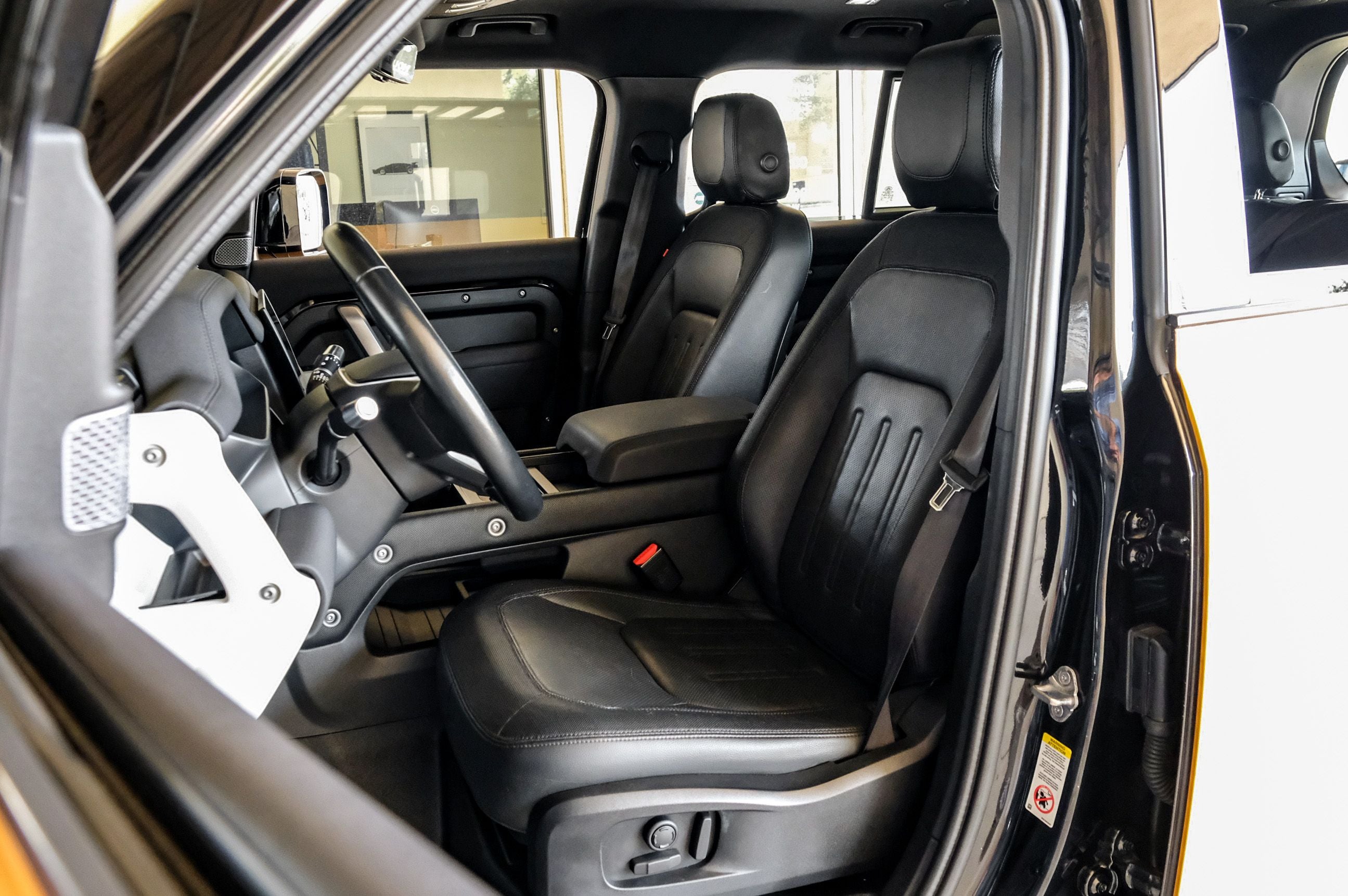 2022 Land Rover Defender 110 X-Dynamic SE
