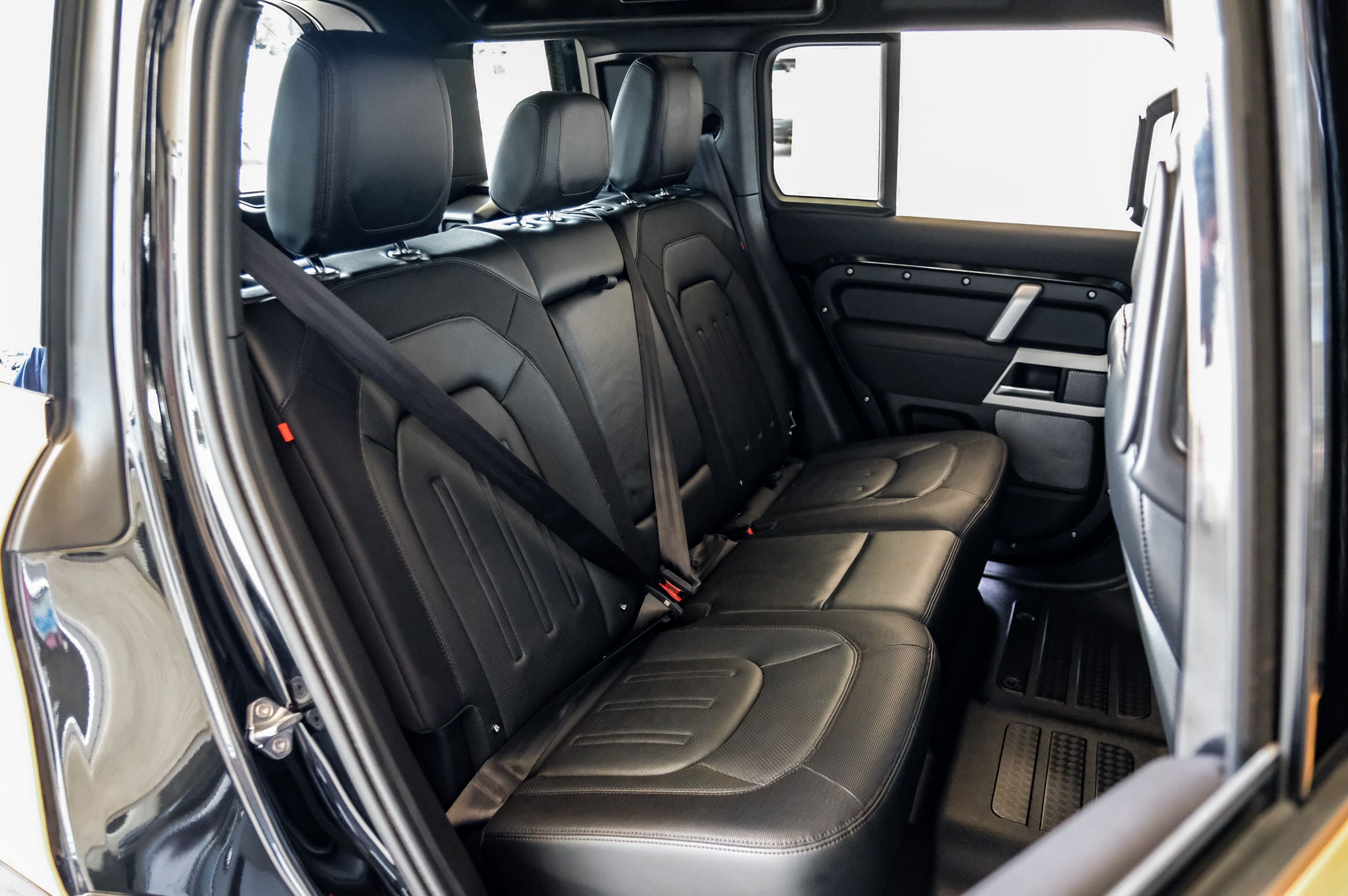 2022 Land Rover Defender 110 X-Dynamic SE