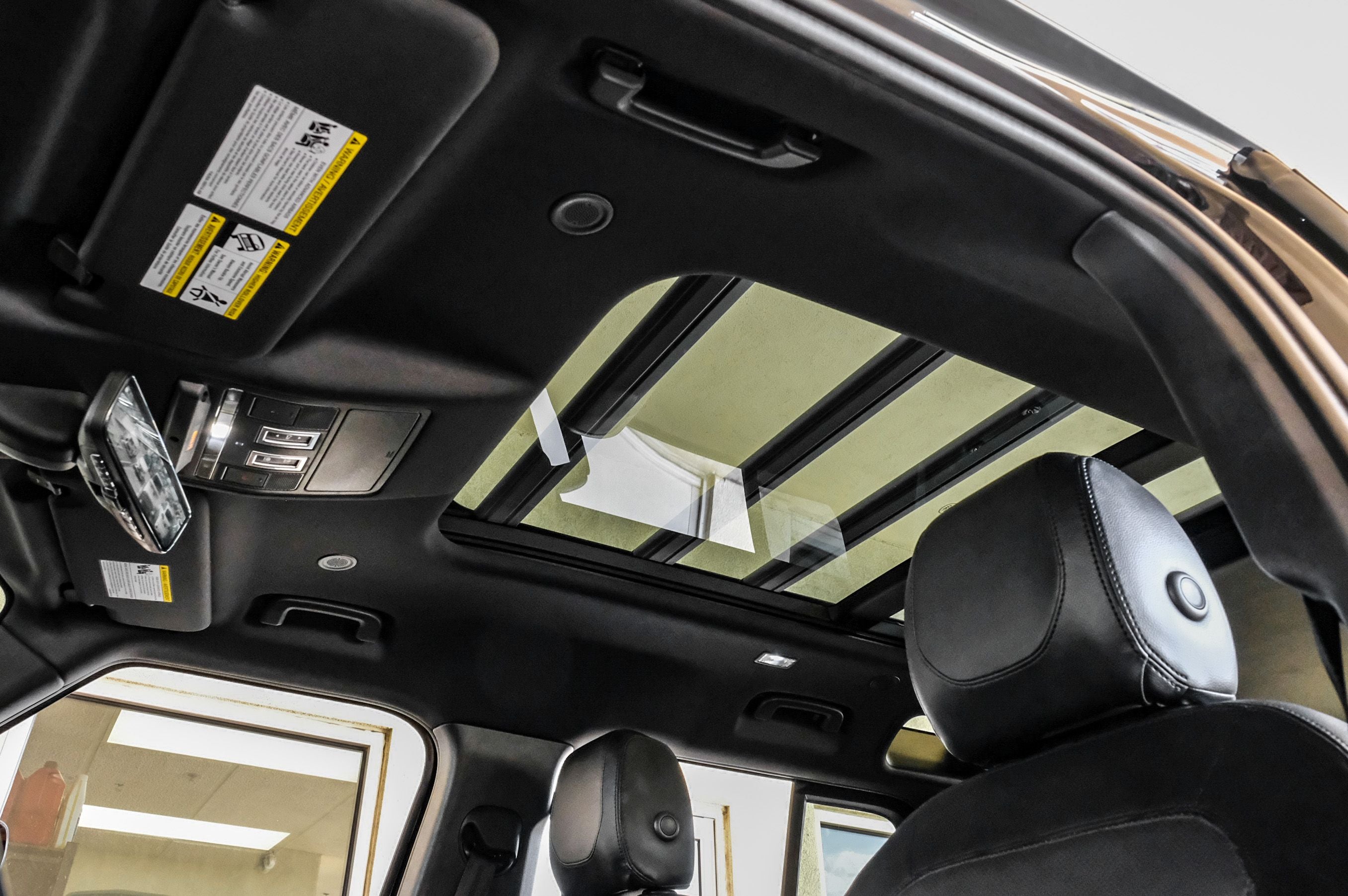 2022 Land Rover Defender 110 X-Dynamic SE